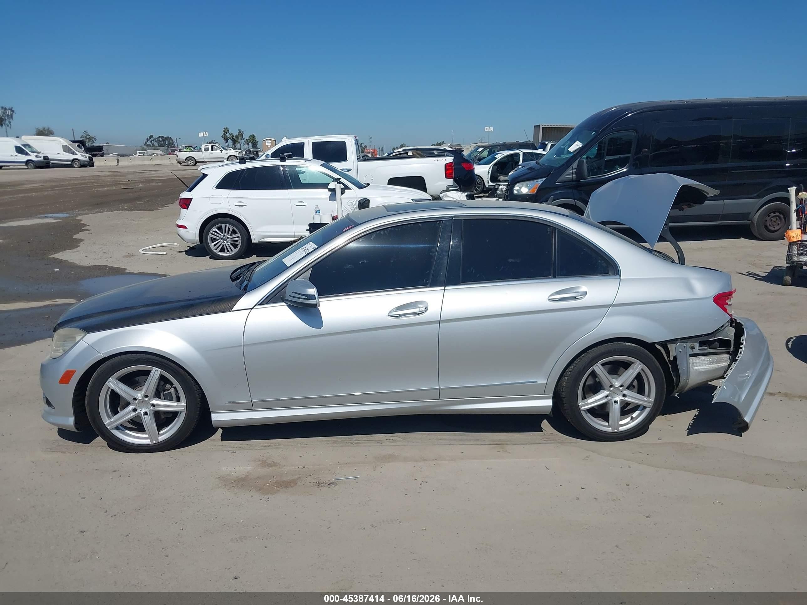 2010 Mercedes-benz C 300 Luxury/sport Gray vin: WDDGF5EB6AR110770