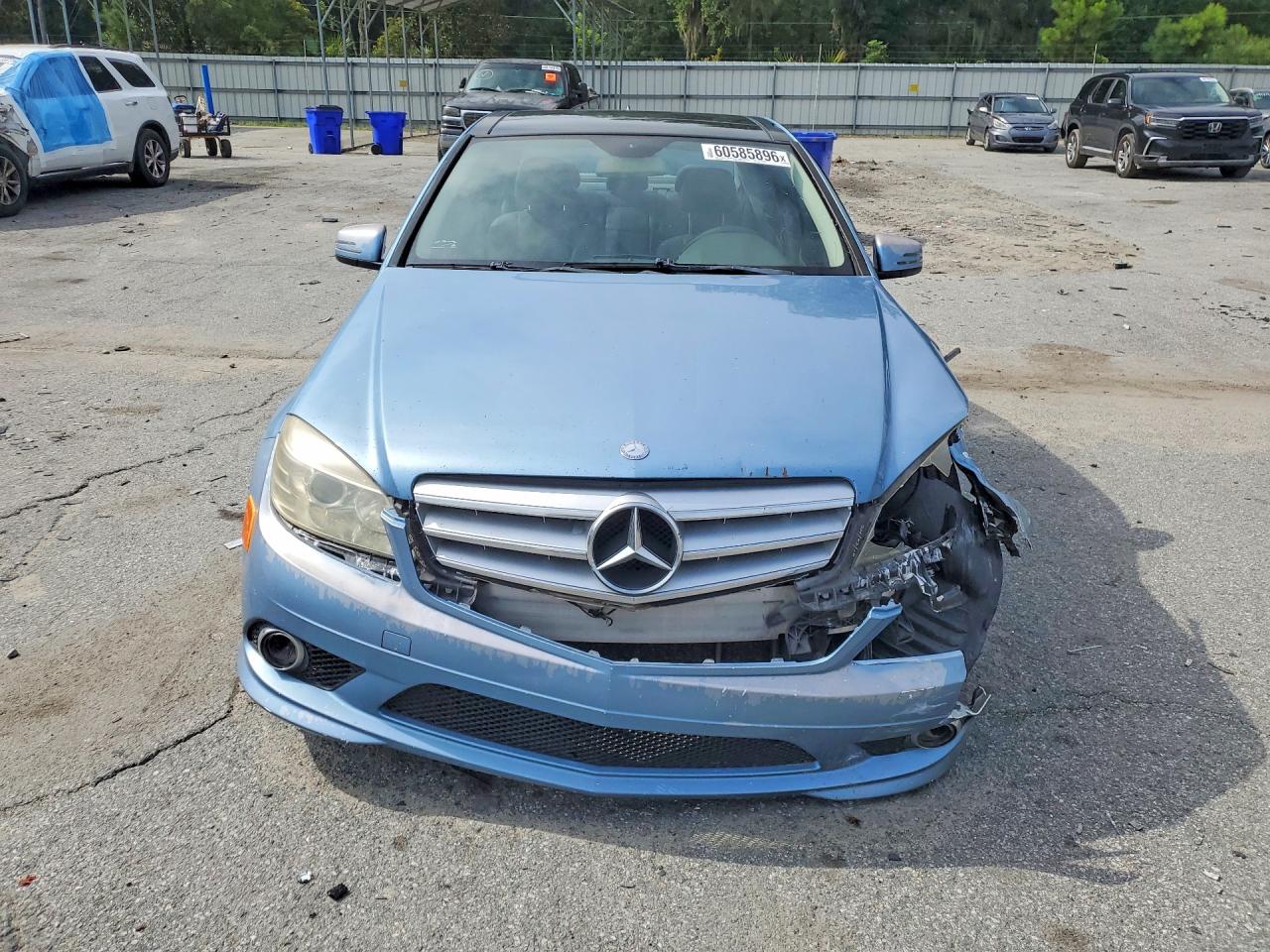 2010 Mercedes-benz C 300 Blue vin: WDDGF5EB6AR122918