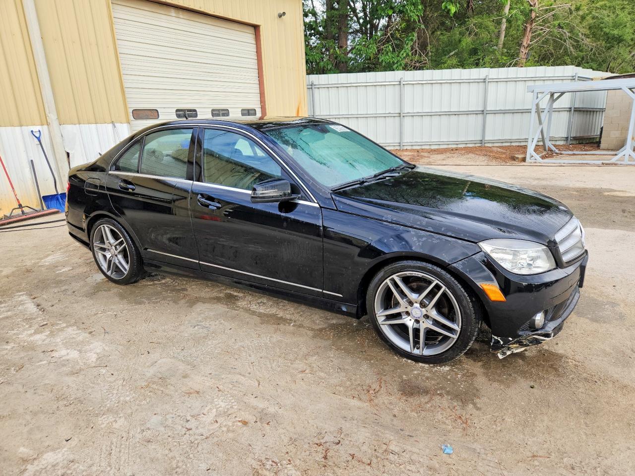 2010 Mercedes-benz C 300 Black vin: WDDGF5EB6AR123390