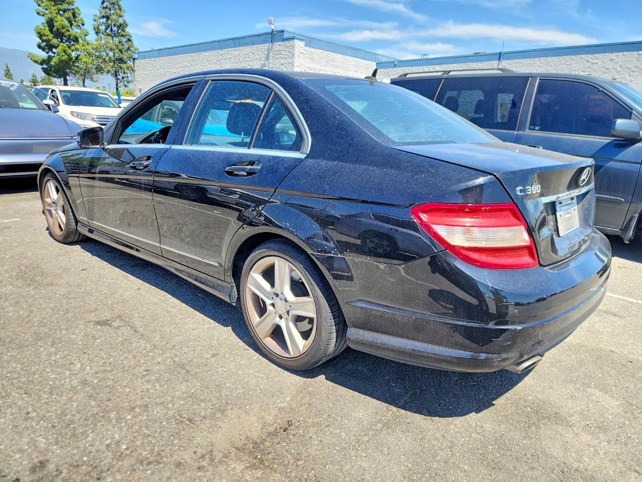 2010 Mercedes-benz C 300 Black vin: WDDGF5EB6AR128251