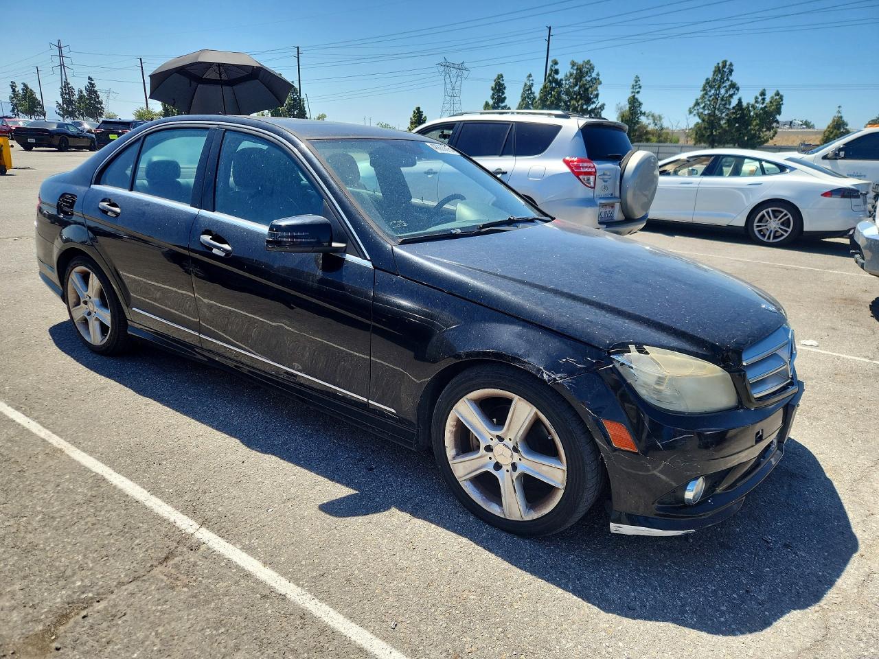 2010 Mercedes-benz C 300 Black vin: WDDGF5EB6AR128251