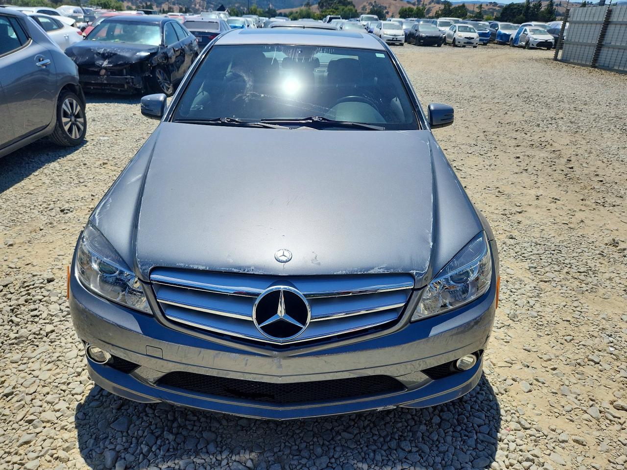 2010 Mercedes-benz C 300 Silver vin: WDDGF5EB6AR130338