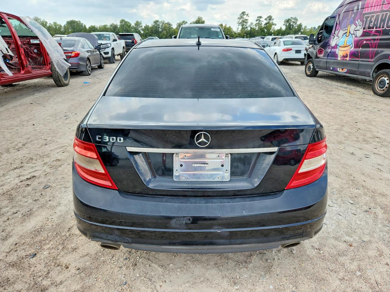 2011 Mercedes-benz C 300 Black vin: WDDGF5EB6BA456110