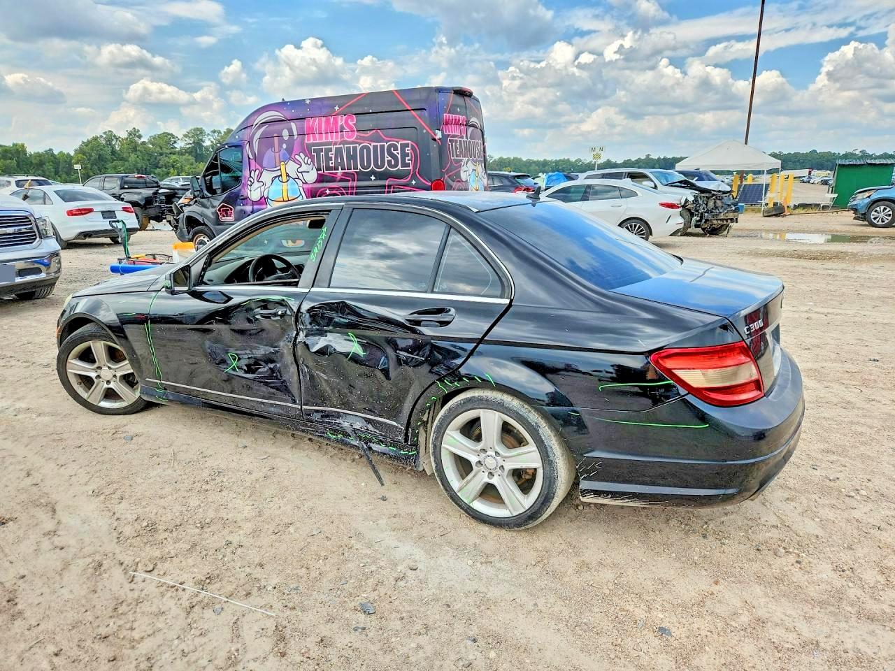2011 Mercedes-benz C 300 Black vin: WDDGF5EB6BA456110