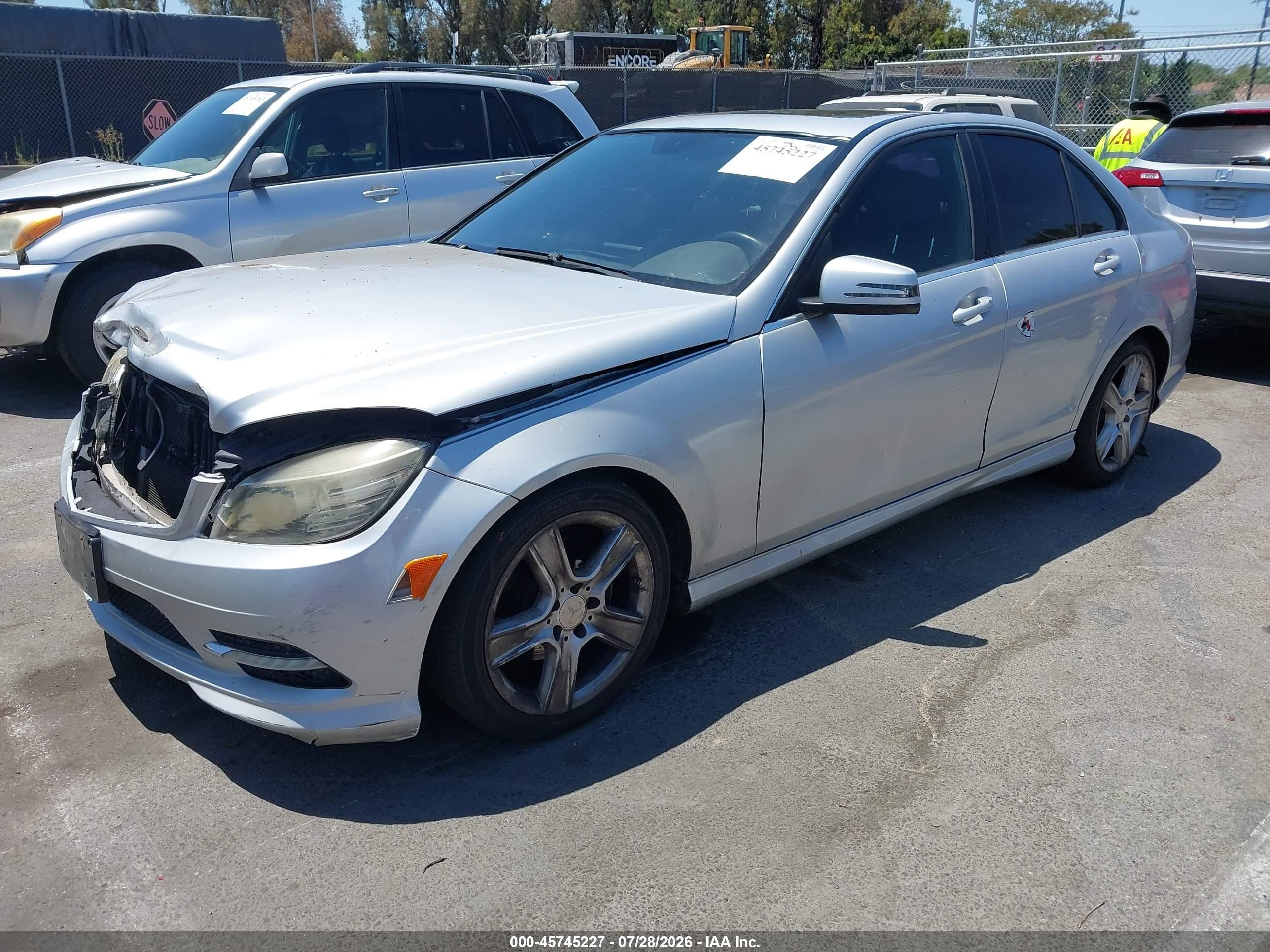 2011 Mercedes-benz C 300 Sport Silver vin: WDDGF5EB6BA465471