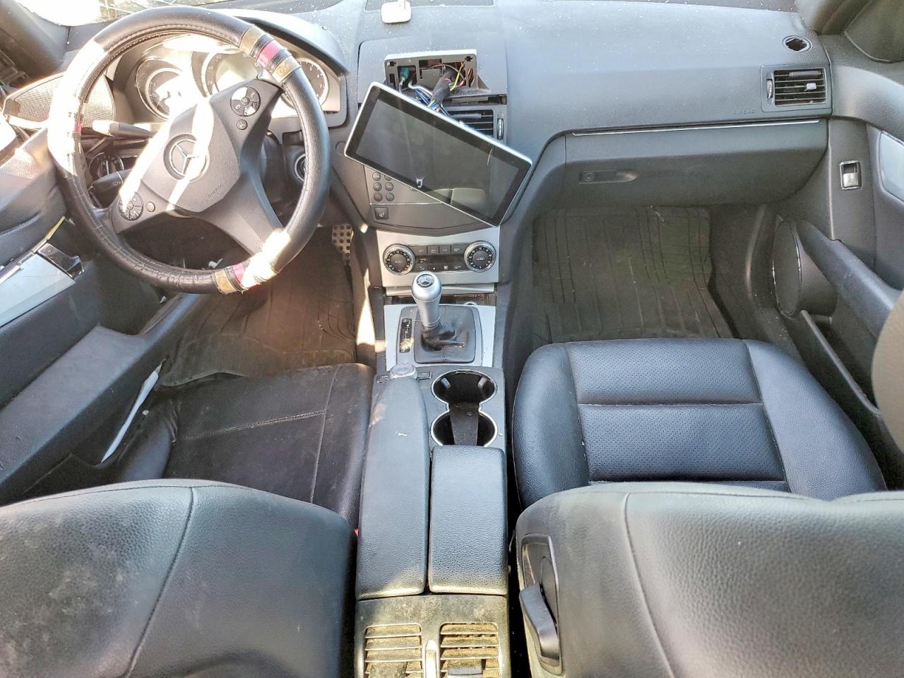 2010 Mercedes-benz C 300 Gray vin: WDDGF5EB7AA403169