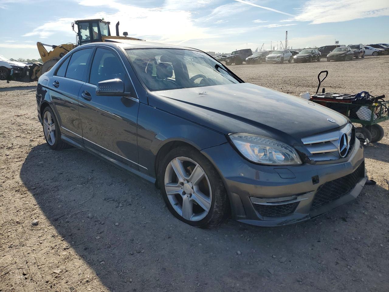 2010 Mercedes-benz C 300 Gray vin: WDDGF5EB7AA403169
