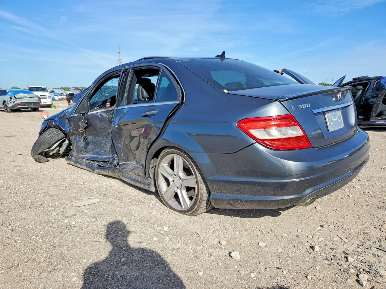 2010 Mercedes-benz C 300 Gray vin: WDDGF5EB7AA403169