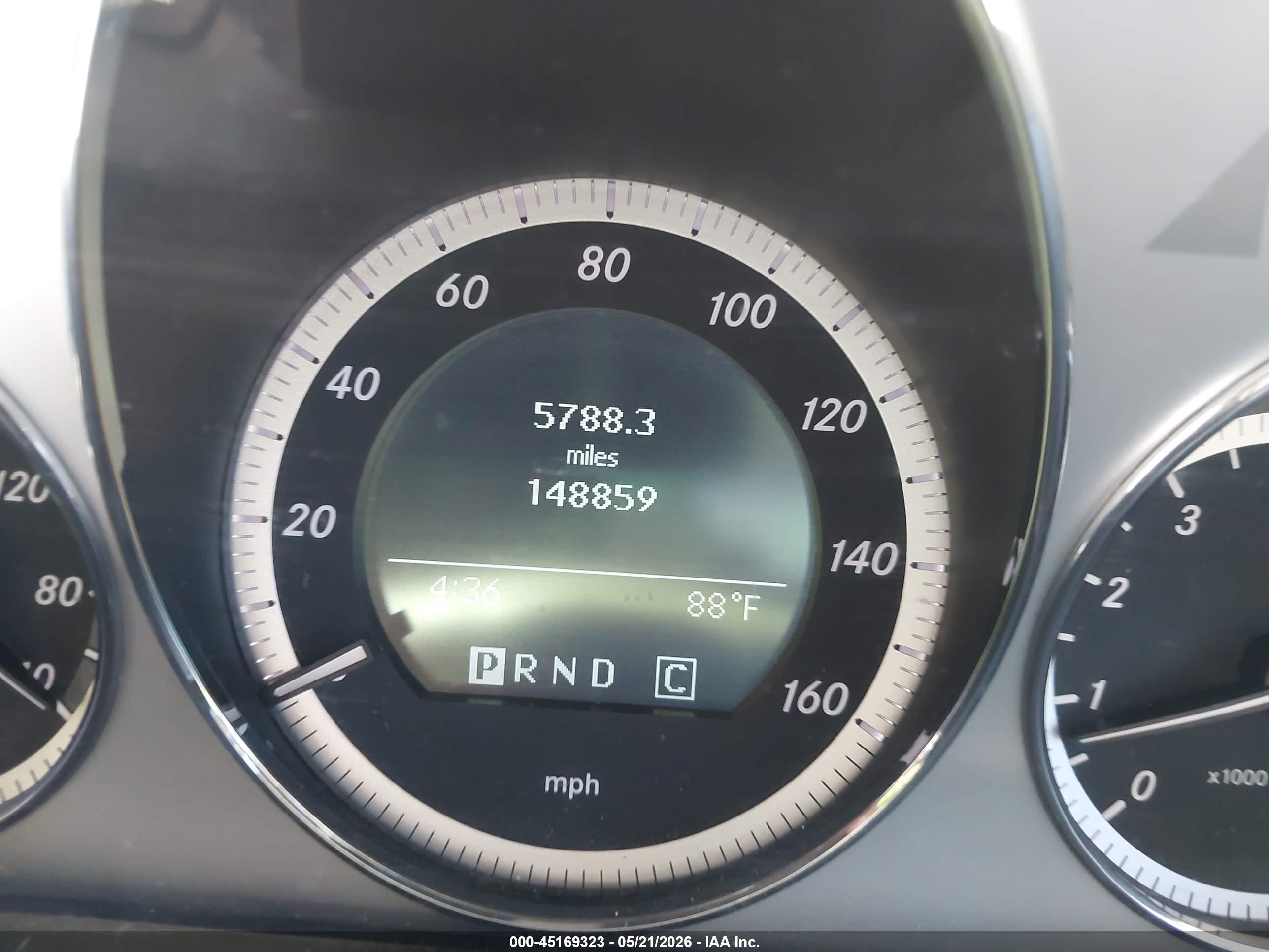 2010 Mercedes-benz C 300 Sport White vin: WDDGF5EB7AF409041