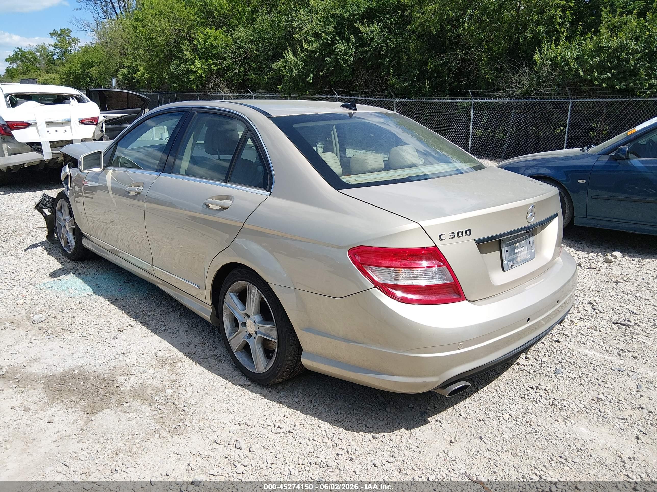 2010 Mercedes-benz C 300 Luxury/sport Gold vin: WDDGF5EB7AF412943