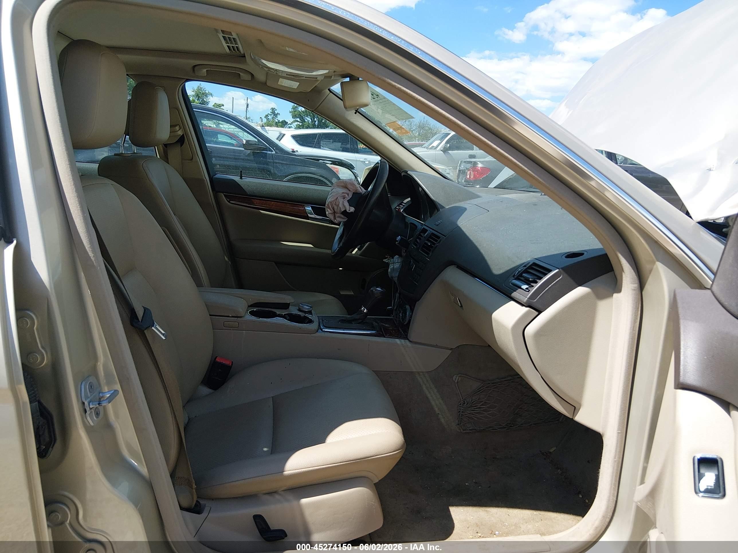 2010 Mercedes-benz C 300 Luxury/sport Gold vin: WDDGF5EB7AF412943