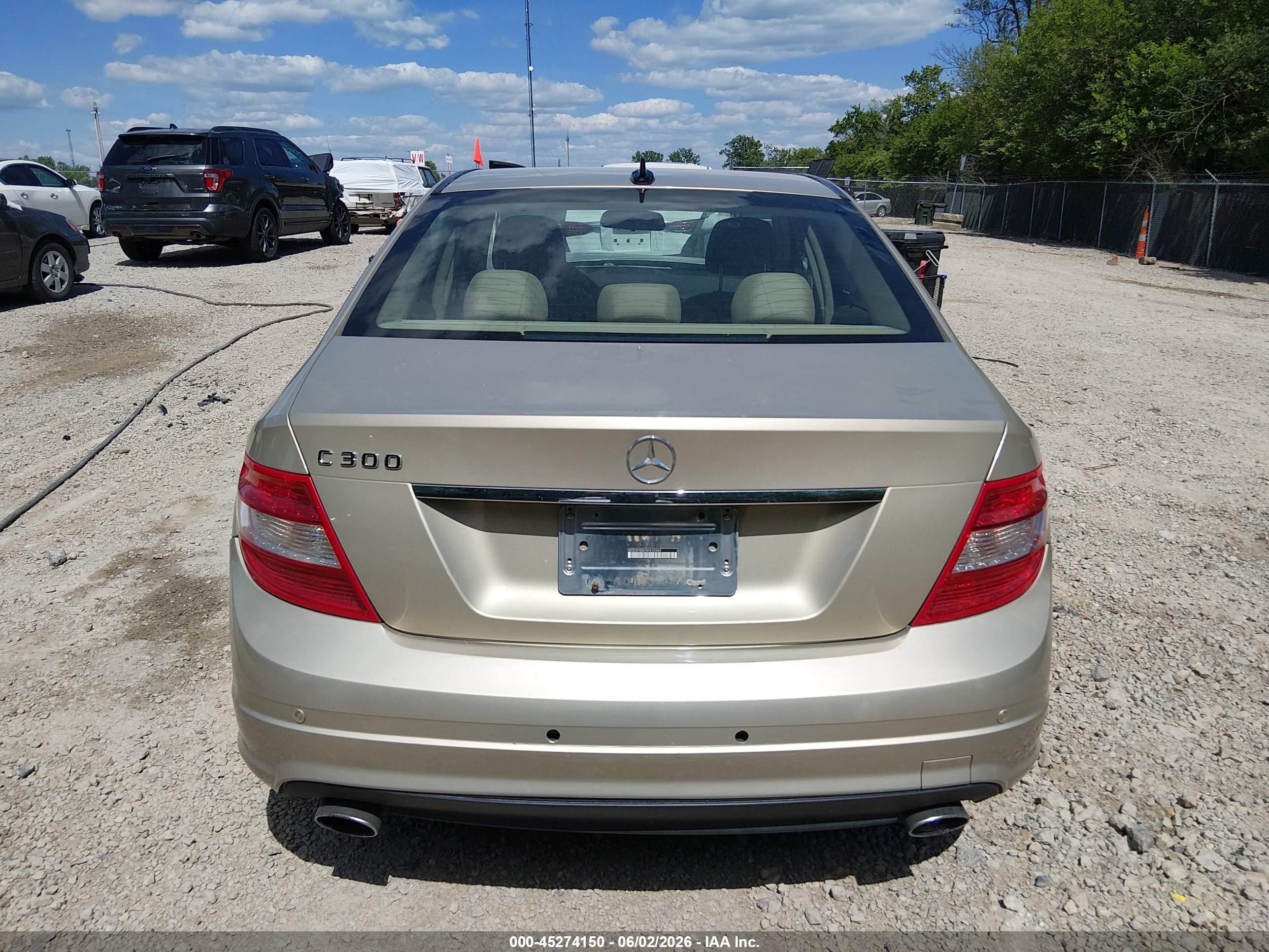 2010 Mercedes-benz C 300 Luxury/sport Gold vin: WDDGF5EB7AF412943