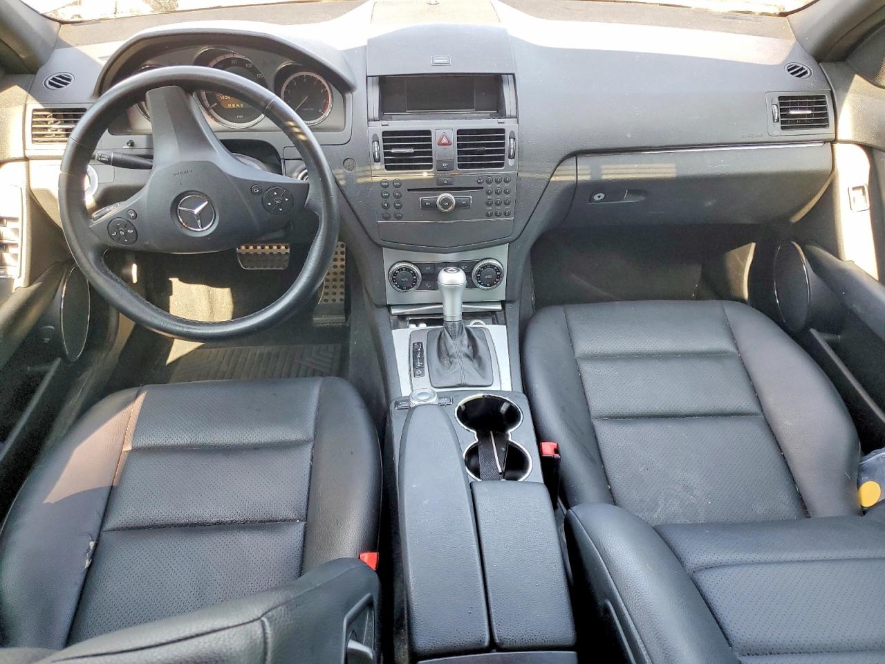 2010 Mercedes-benz C-class Серебряный vin: WDDGF5EB7AR090819