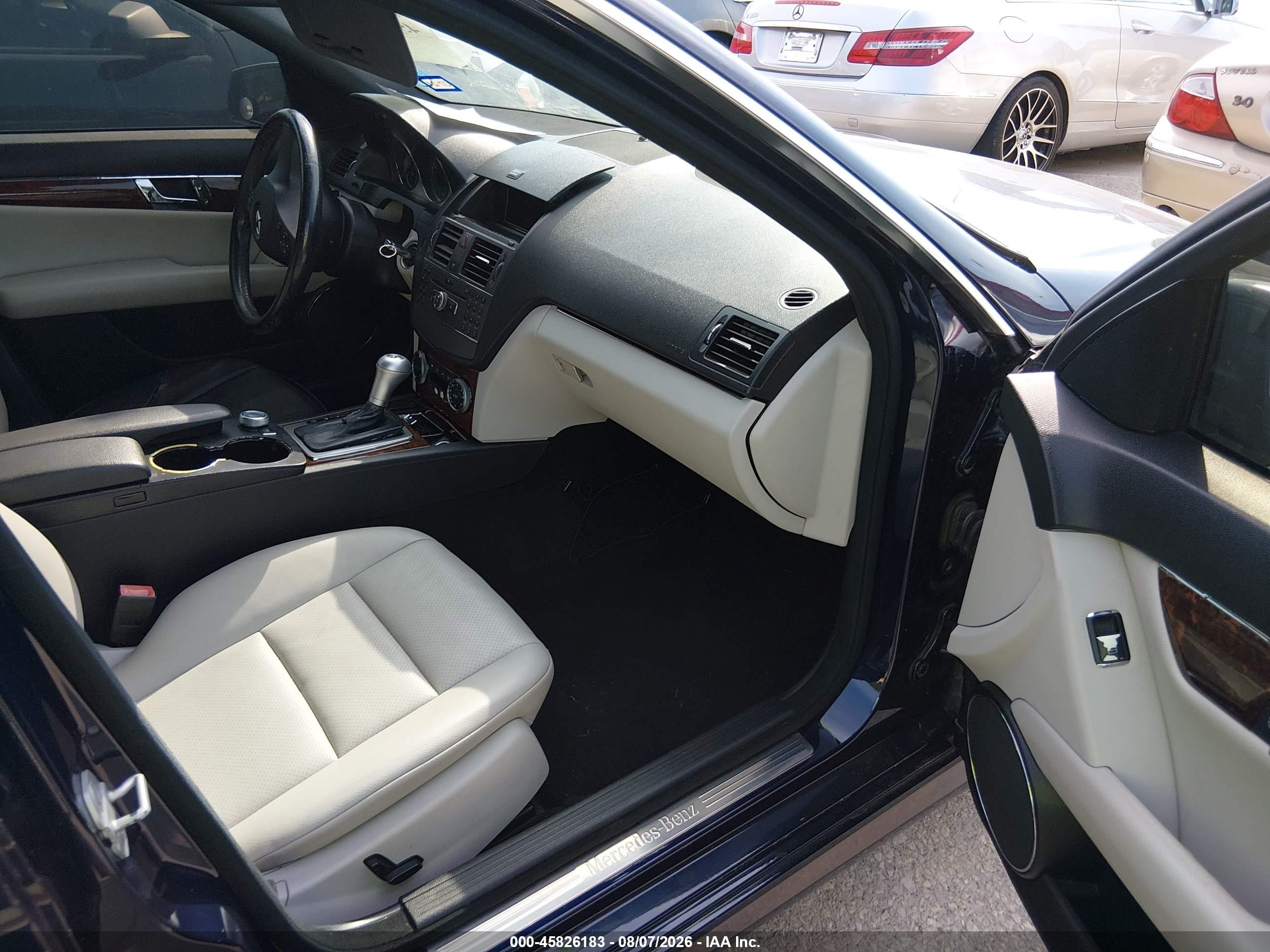 2010 Mercedes-benz C 300 Luxury/sport Blue vin: WDDGF5EB7AR093252