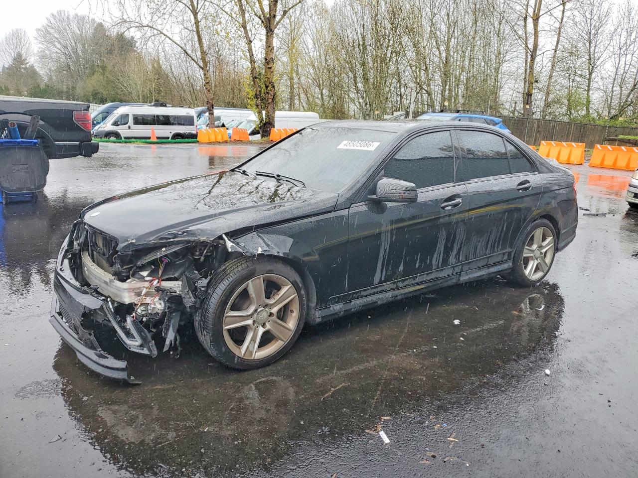2011 Mercedes-benz C 300 Black vin: WDDGF5EB7BA419213