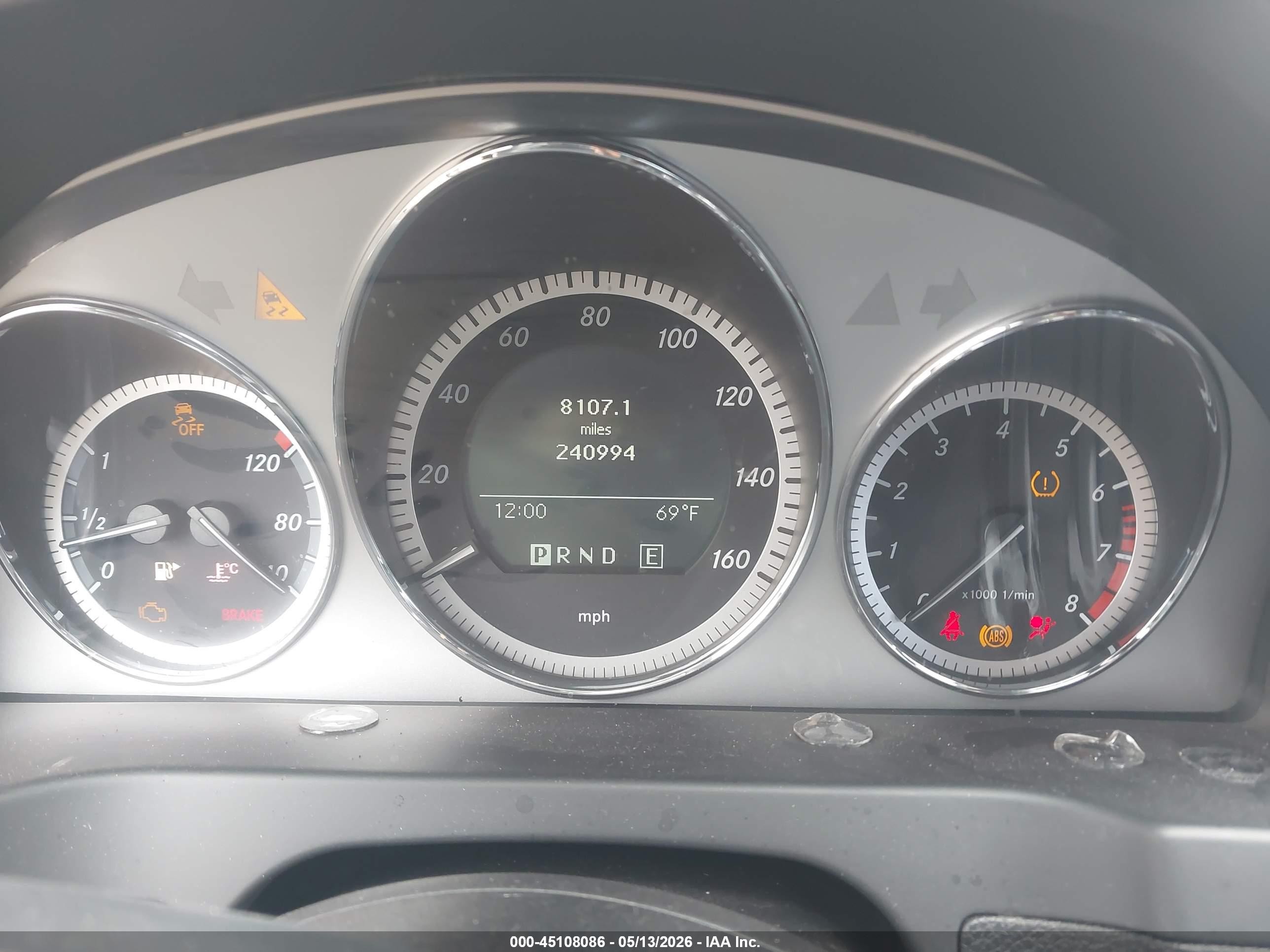 2011 Mercedes-benz C 300 Luxury/sport Черный vin: WDDGF5EB7BA515455
