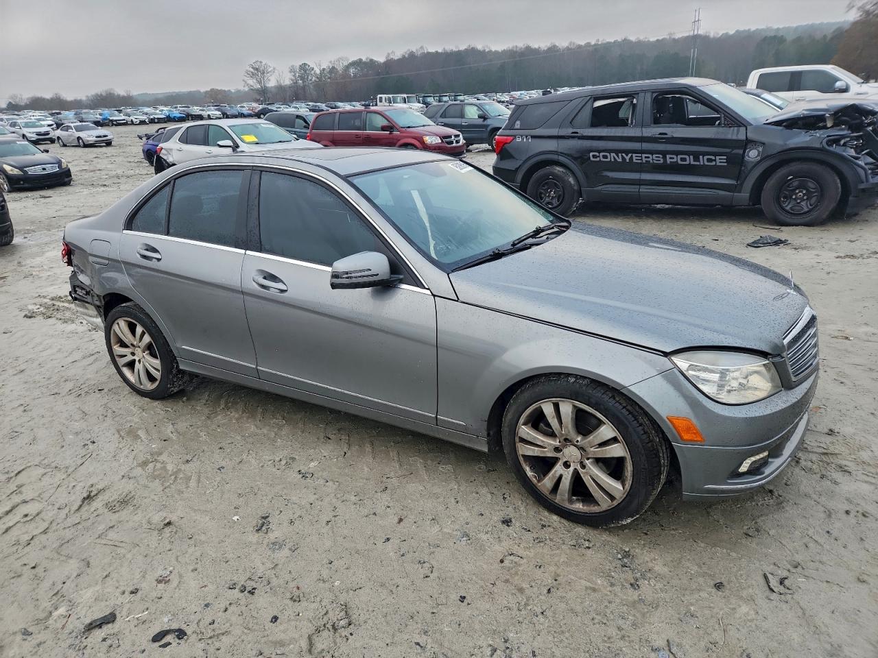 2011 Mercedes-benz C 300 Silver vin: WDDGF5EB7BR170123