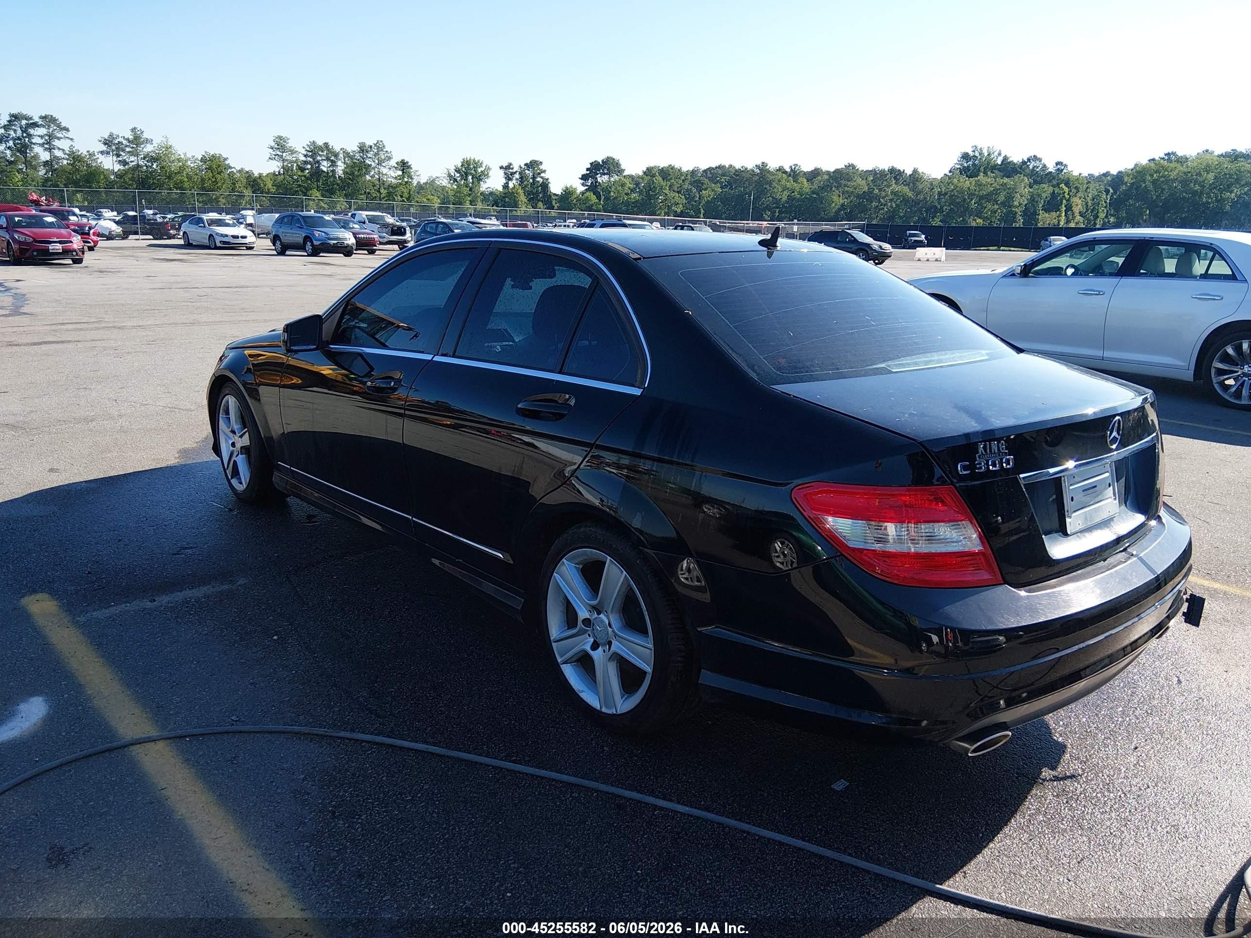 2011 Mercedes-benz C 300 Sport Black vin: WDDGF5EB7BR178674