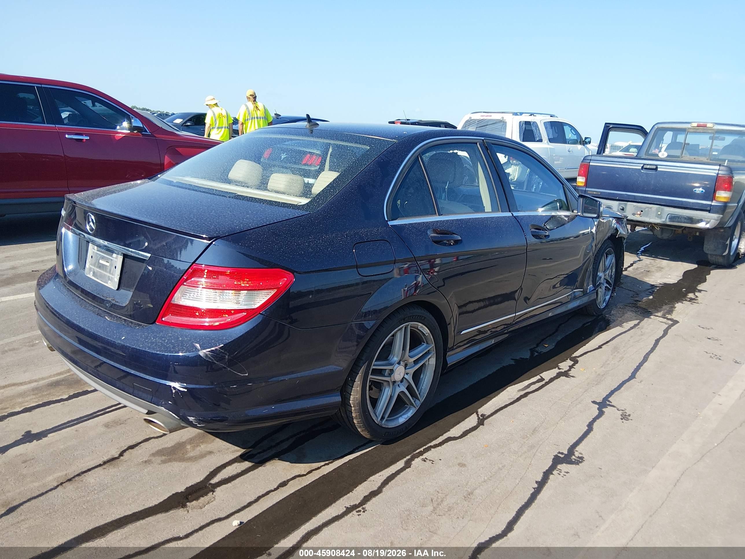 2011 Mercedes-benz C 300 Sport Dark Blue vin: WDDGF5EB7BR185947