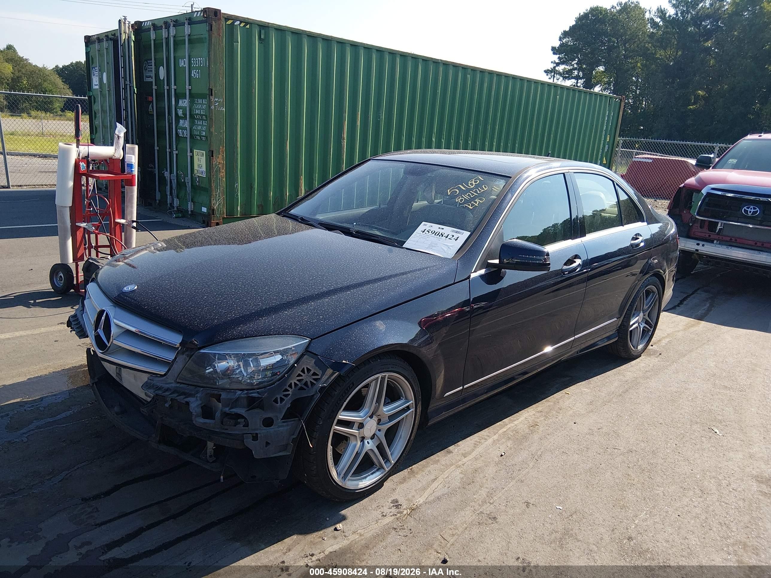 2011 Mercedes-benz C 300 Sport Dark Blue vin: WDDGF5EB7BR185947