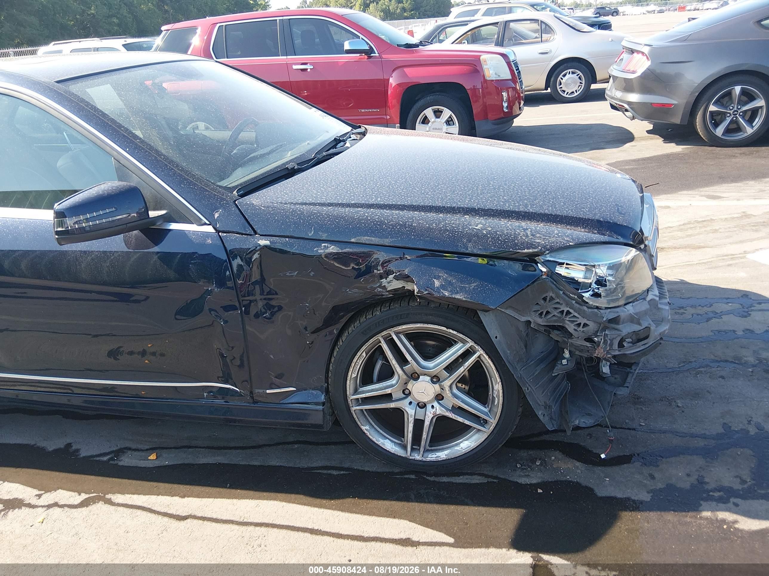 2011 Mercedes-benz C 300 Sport Dark Blue vin: WDDGF5EB7BR185947