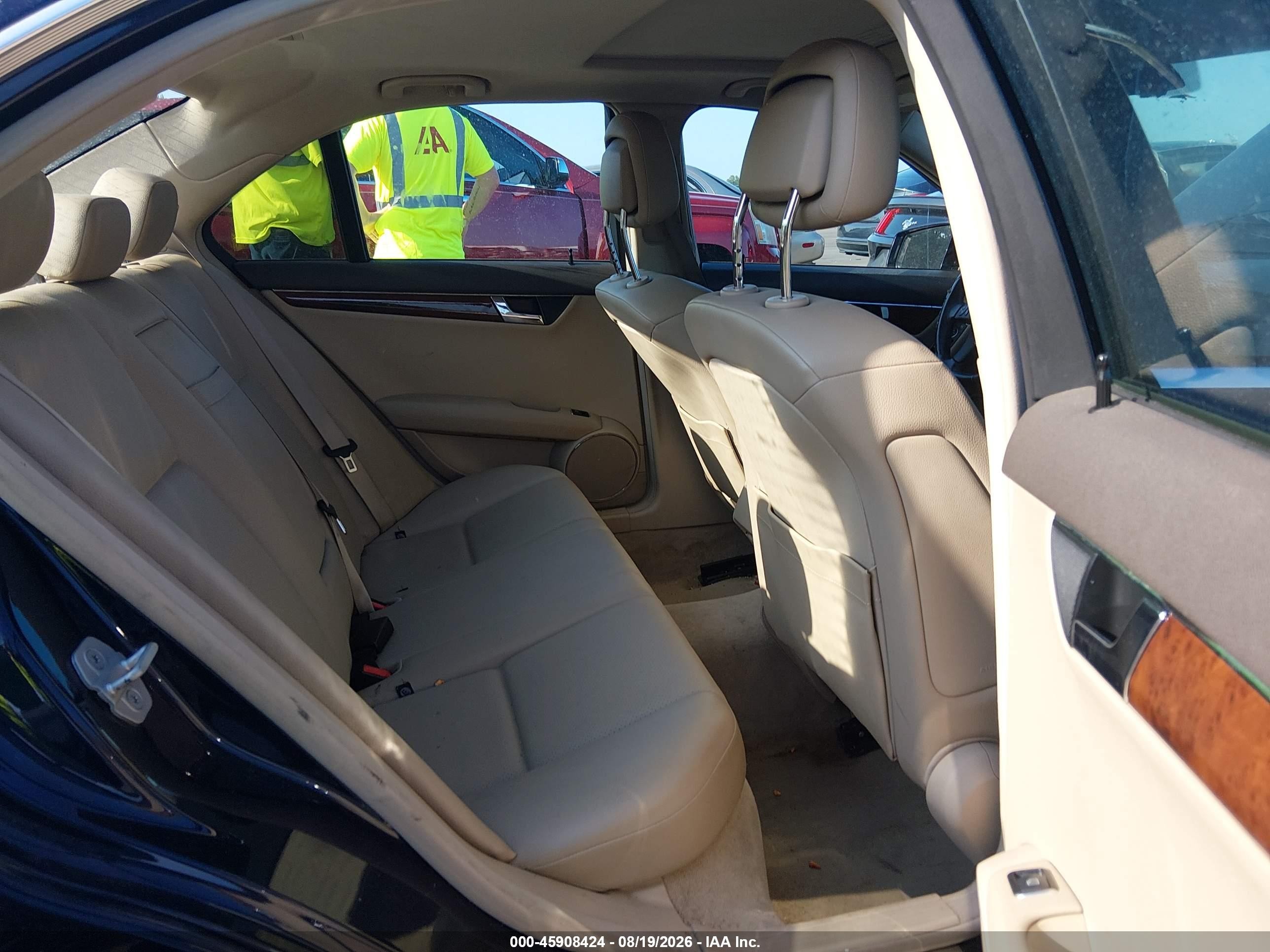 2011 Mercedes-benz C 300 Sport Dark Blue vin: WDDGF5EB7BR185947