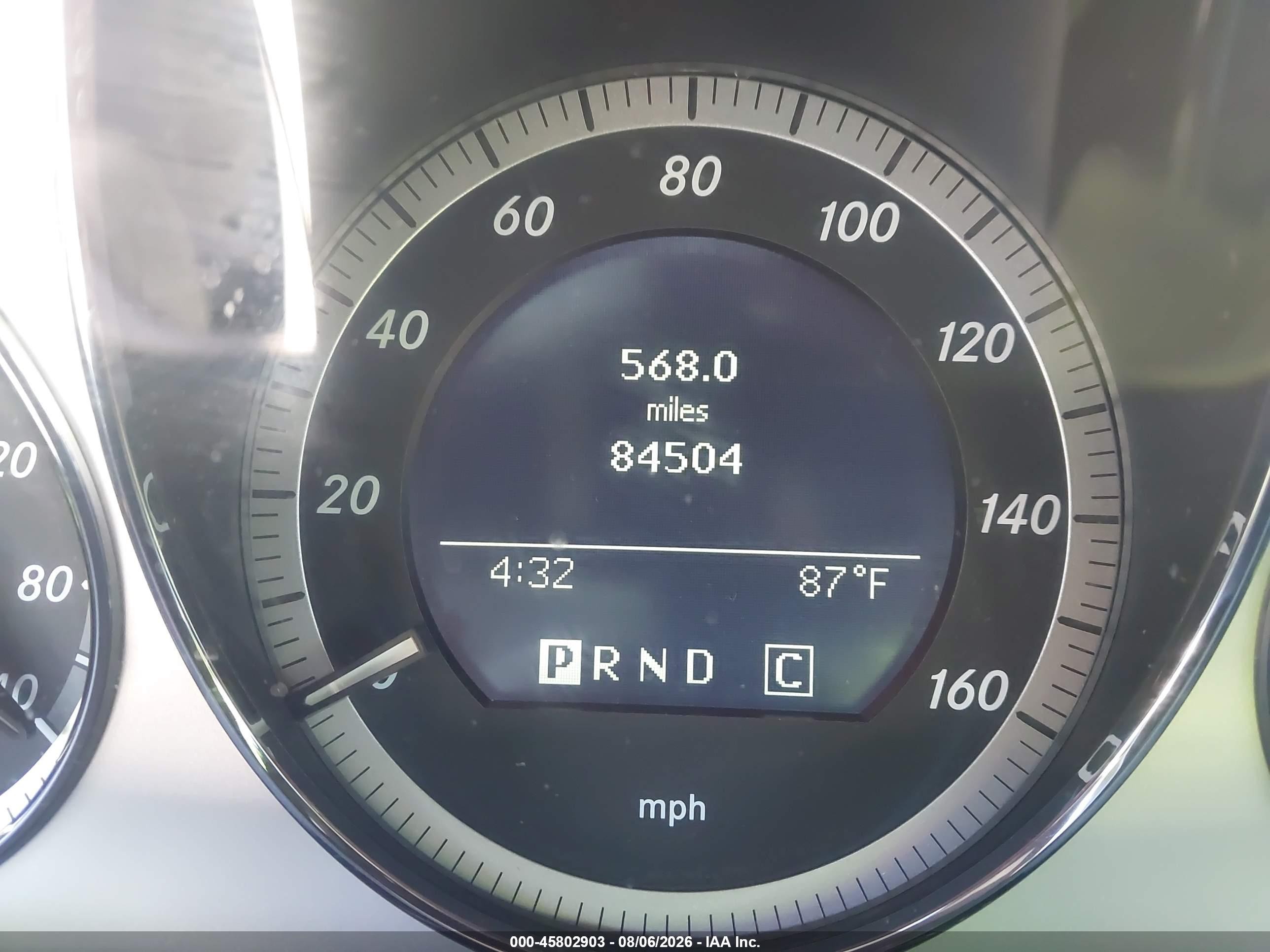 2010 Mercedes-benz C 300 Sport White vin: WDDGF5EB8AF429539