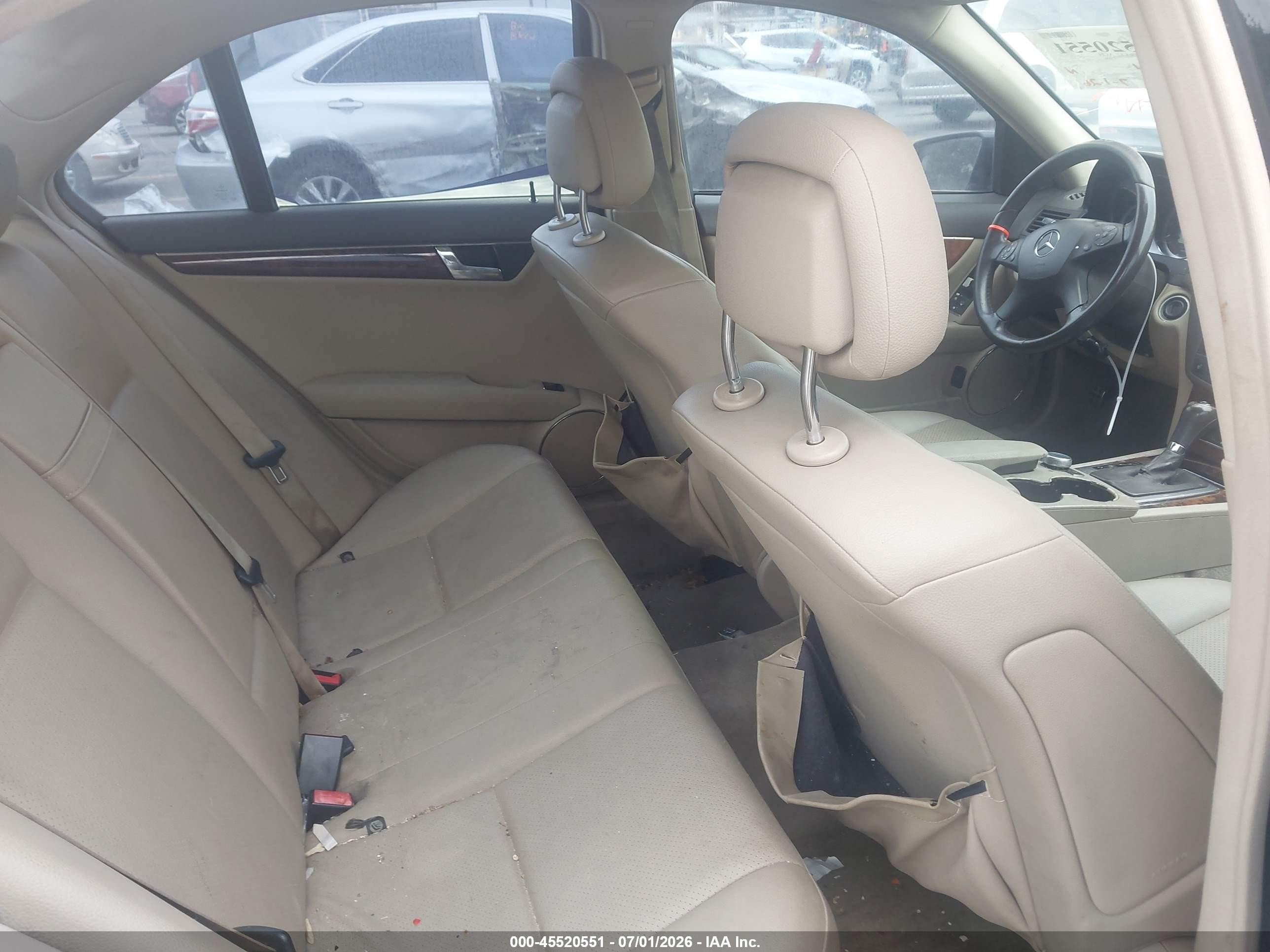 2010 Mercedes-benz C 300 Luxury/sport Black vin: WDDGF5EB8AF437205