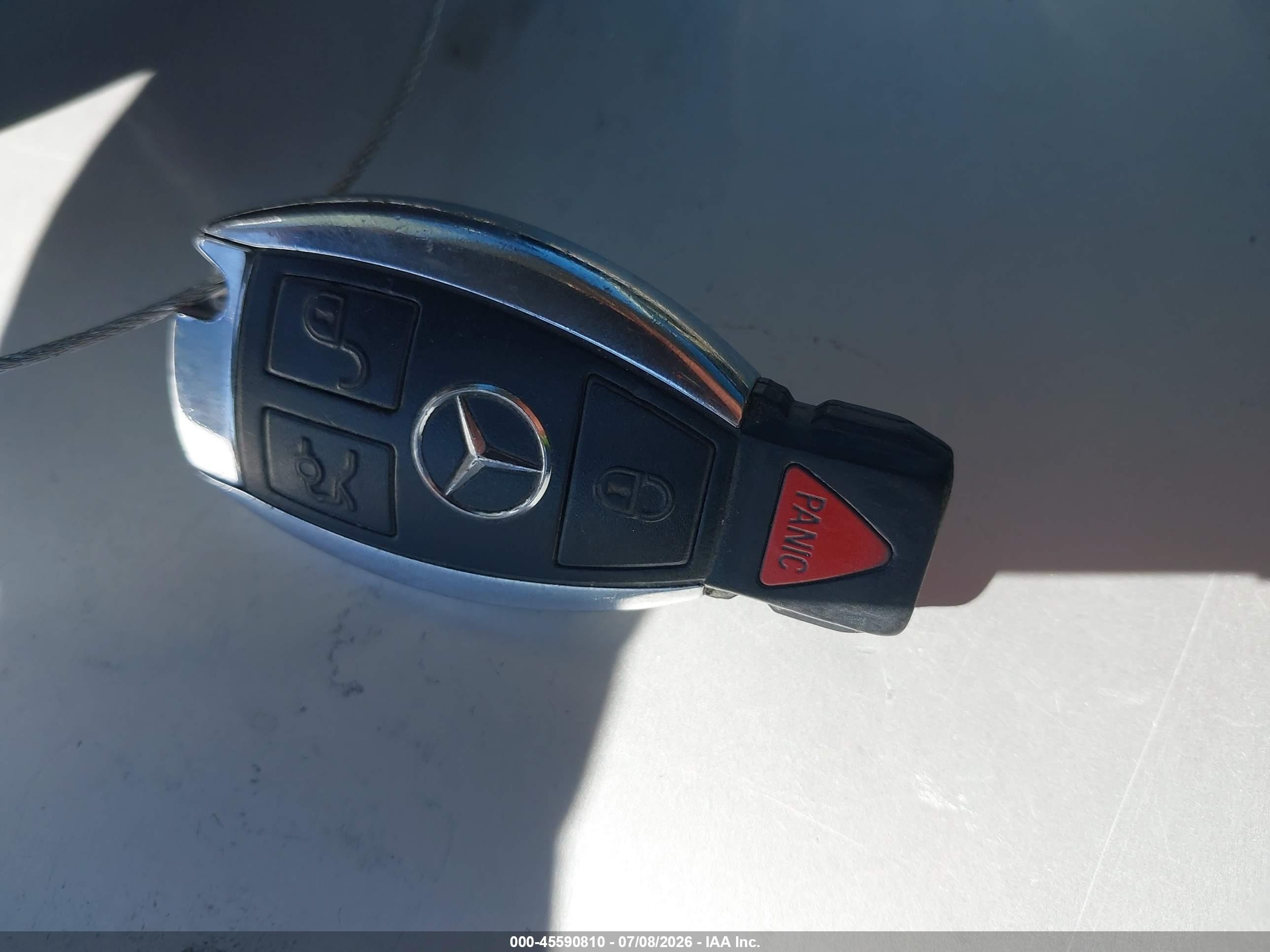 2010 Mercedes-benz C 300 Luxury/sport White vin: WDDGF5EB8AF442663