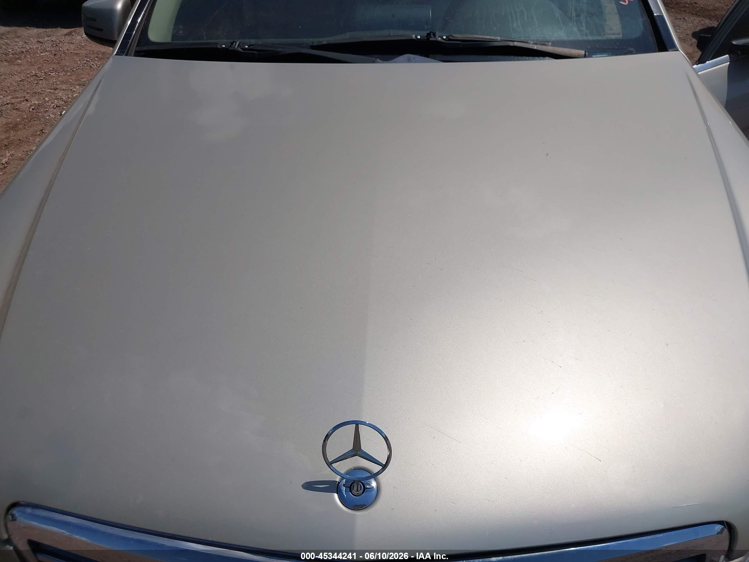 2010 Mercedes-benz C 300 Luxury/sport Beige vin: WDDGF5EB8AF464419