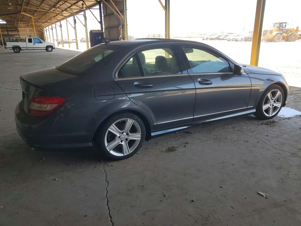 2010 Mercedes-benz C 300 Charcoal vin: WDDGF5EB8AF475985
