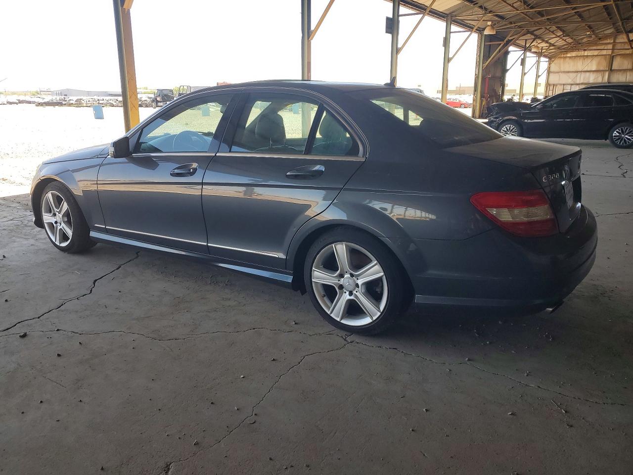 2010 Mercedes-benz C 300 Charcoal vin: WDDGF5EB8AF475985