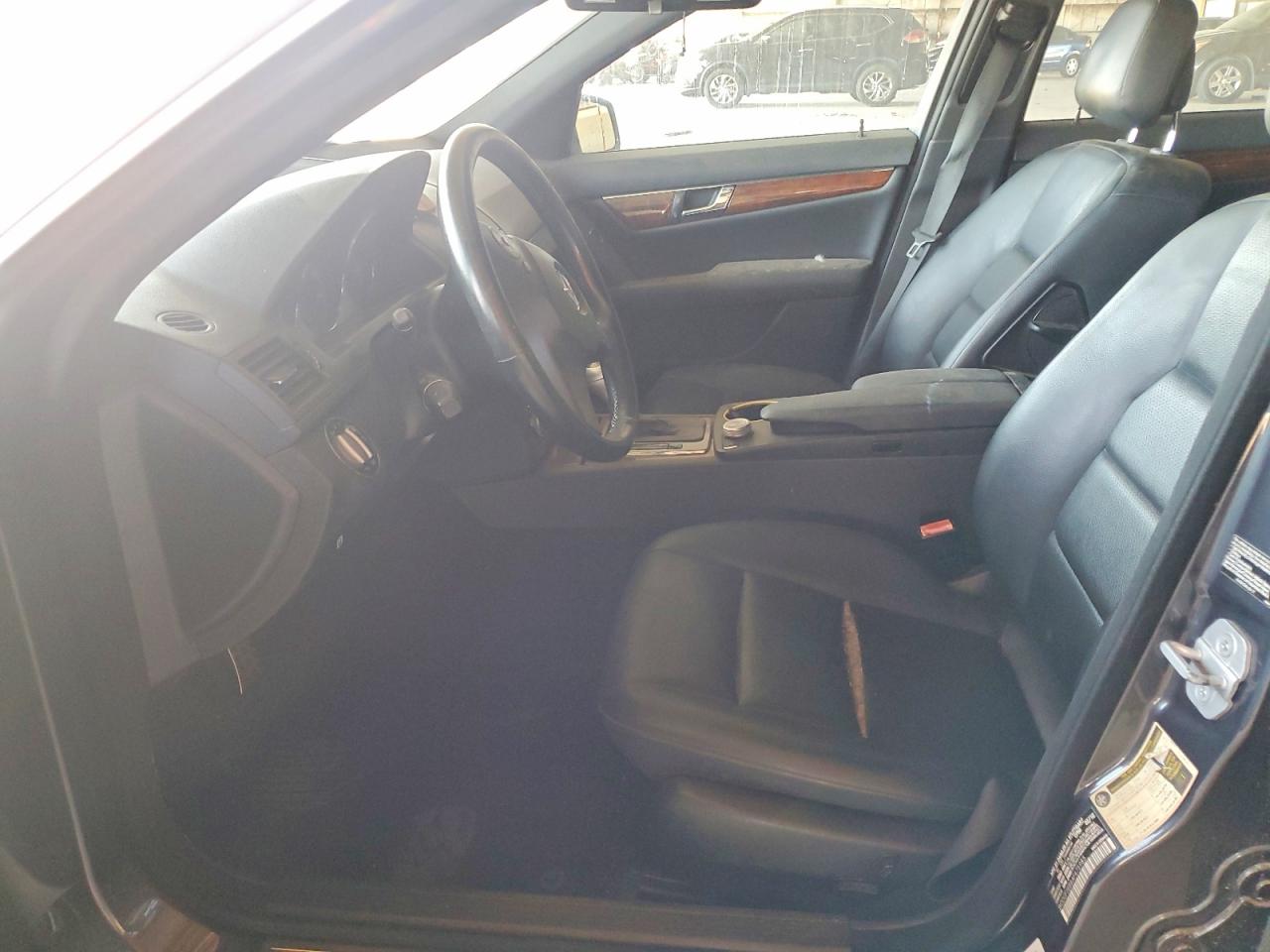 2010 Mercedes-benz C 300 Charcoal vin: WDDGF5EB8AF475985