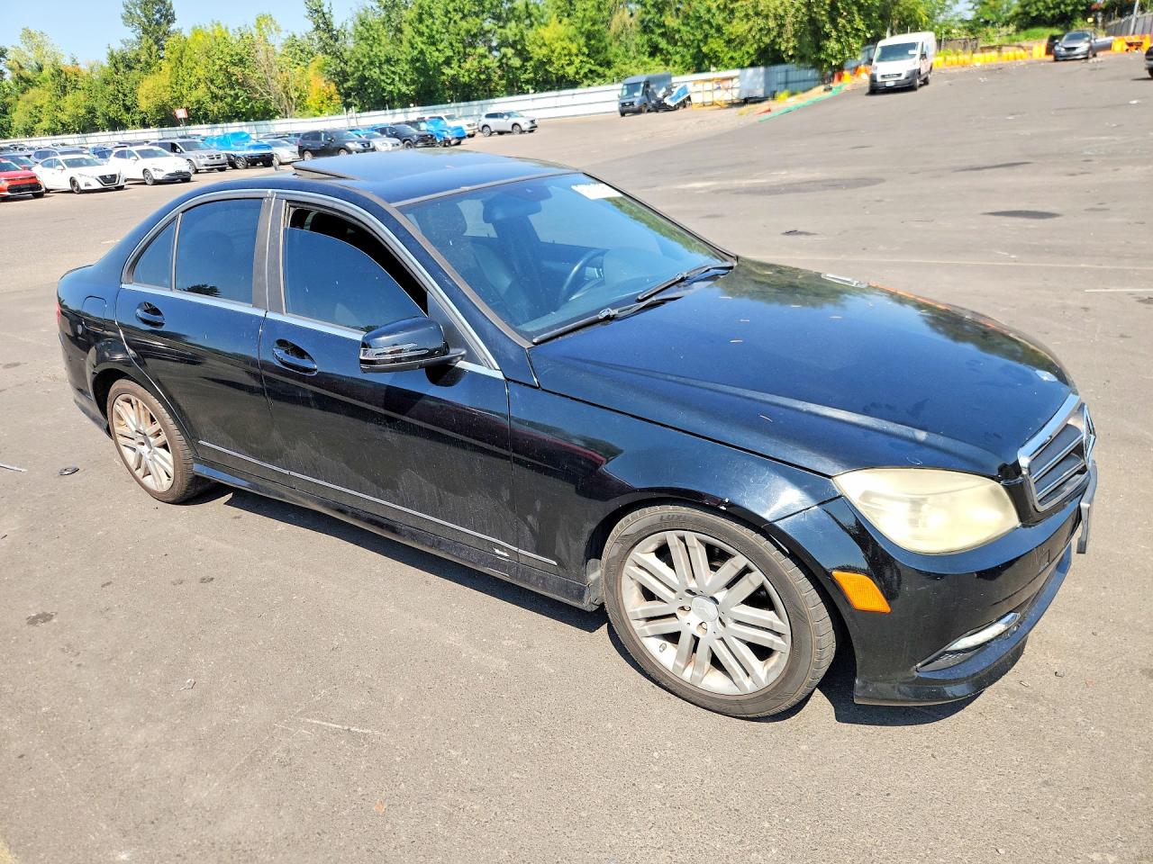 2010 Mercedes-benz C 300 Black vin: WDDGF5EB8AR109653