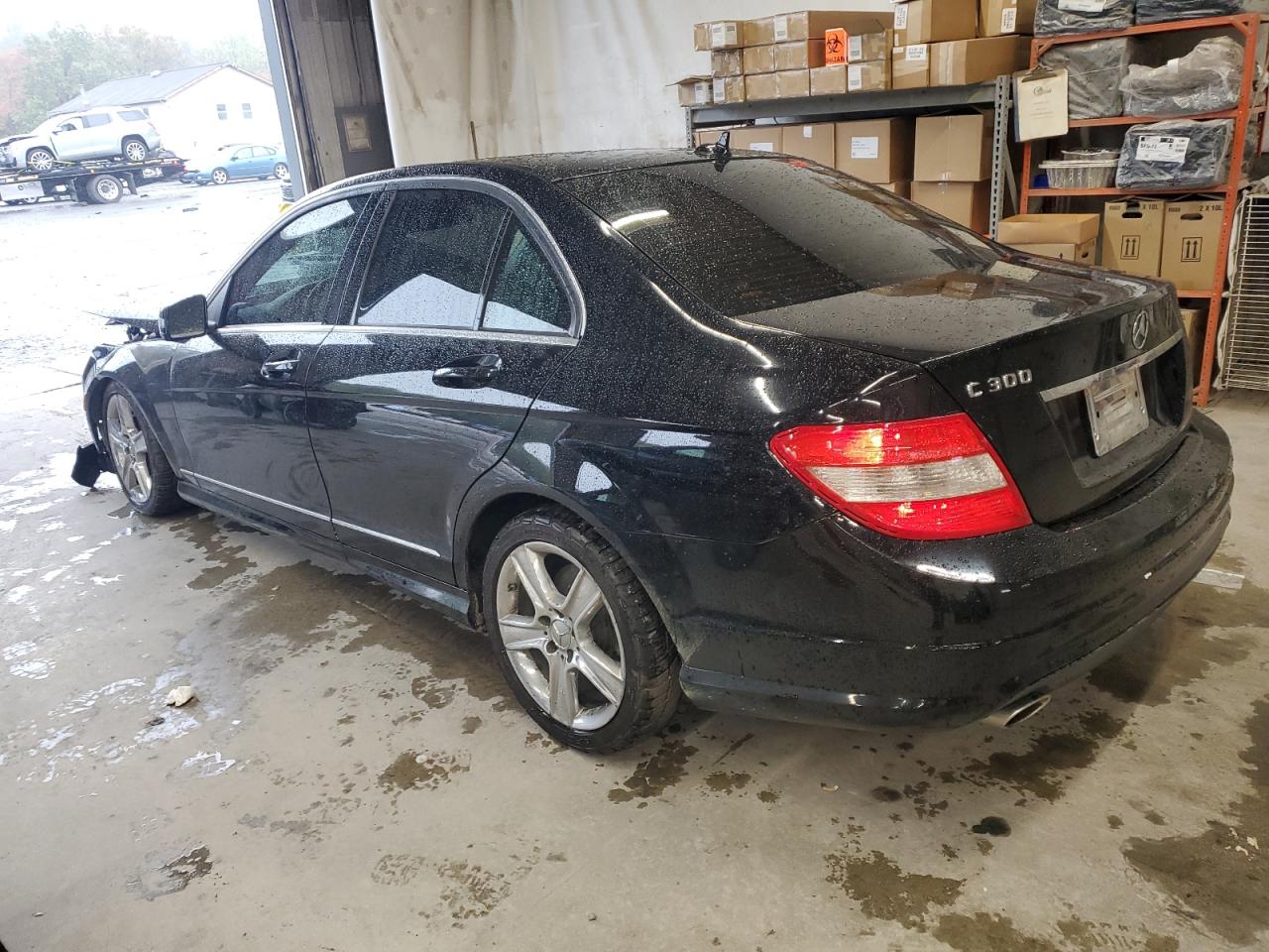 2011 Mercedes-benz C 300 Черный vin: WDDGF5EB8BA417471