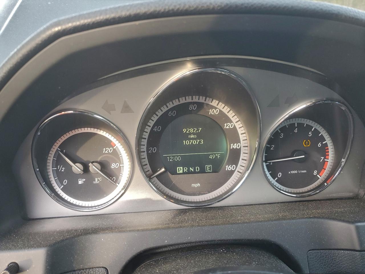 2011 Mercedes-benz C 300 Серый vin: WDDGF5EB8BA418880