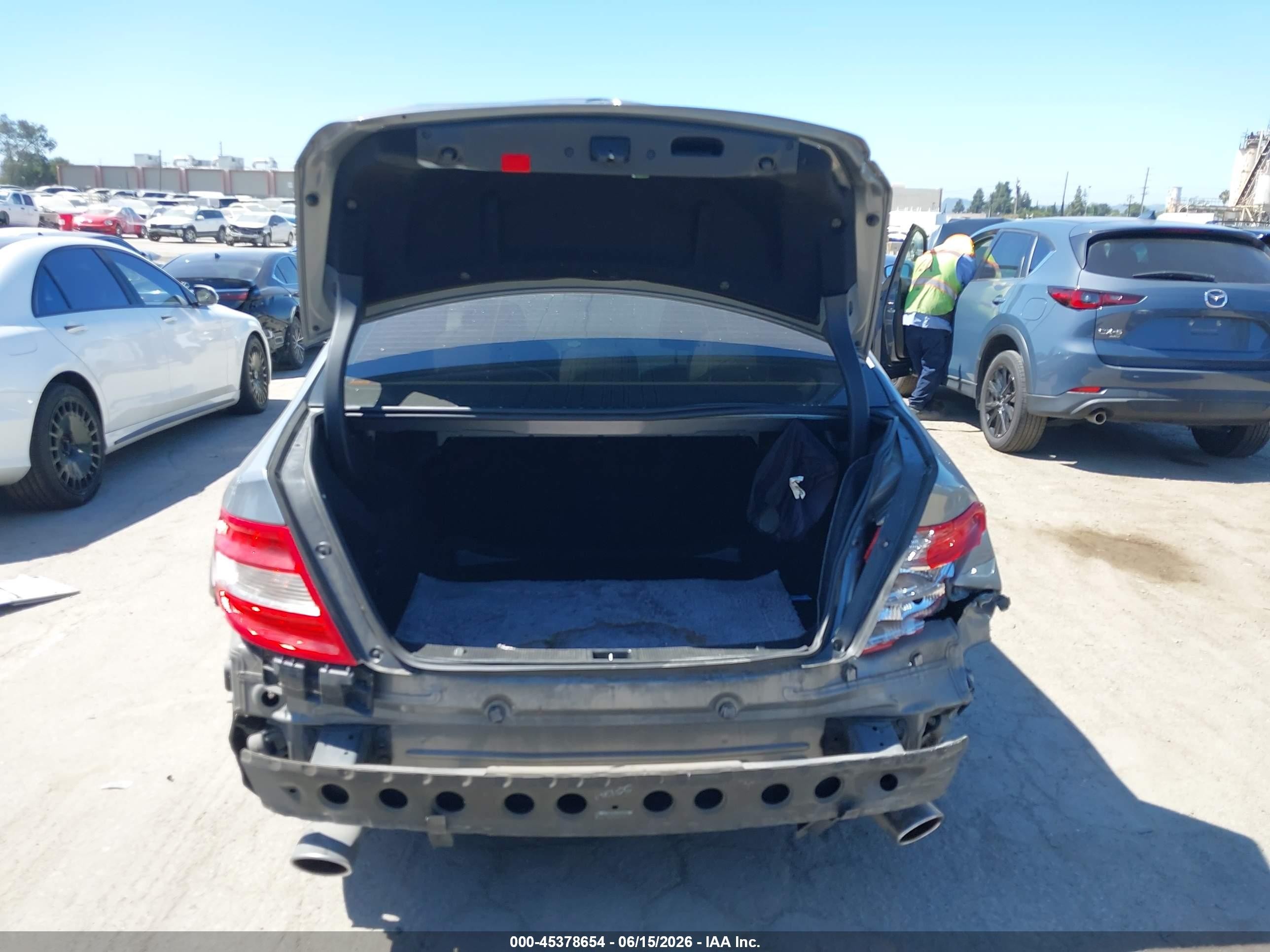 2011 Mercedes-benz C 300 Sport Gray vin: WDDGF5EB8BA528196
