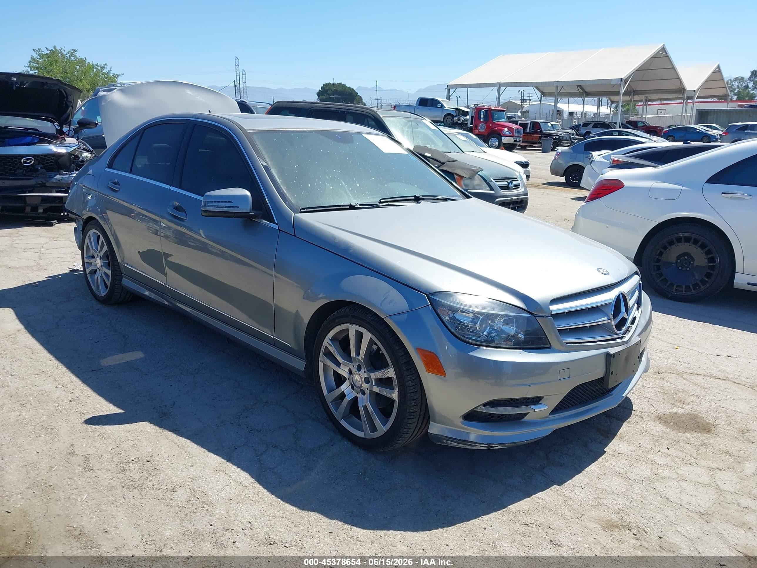 2011 Mercedes-benz C 300 Sport Gray vin: WDDGF5EB8BA528196