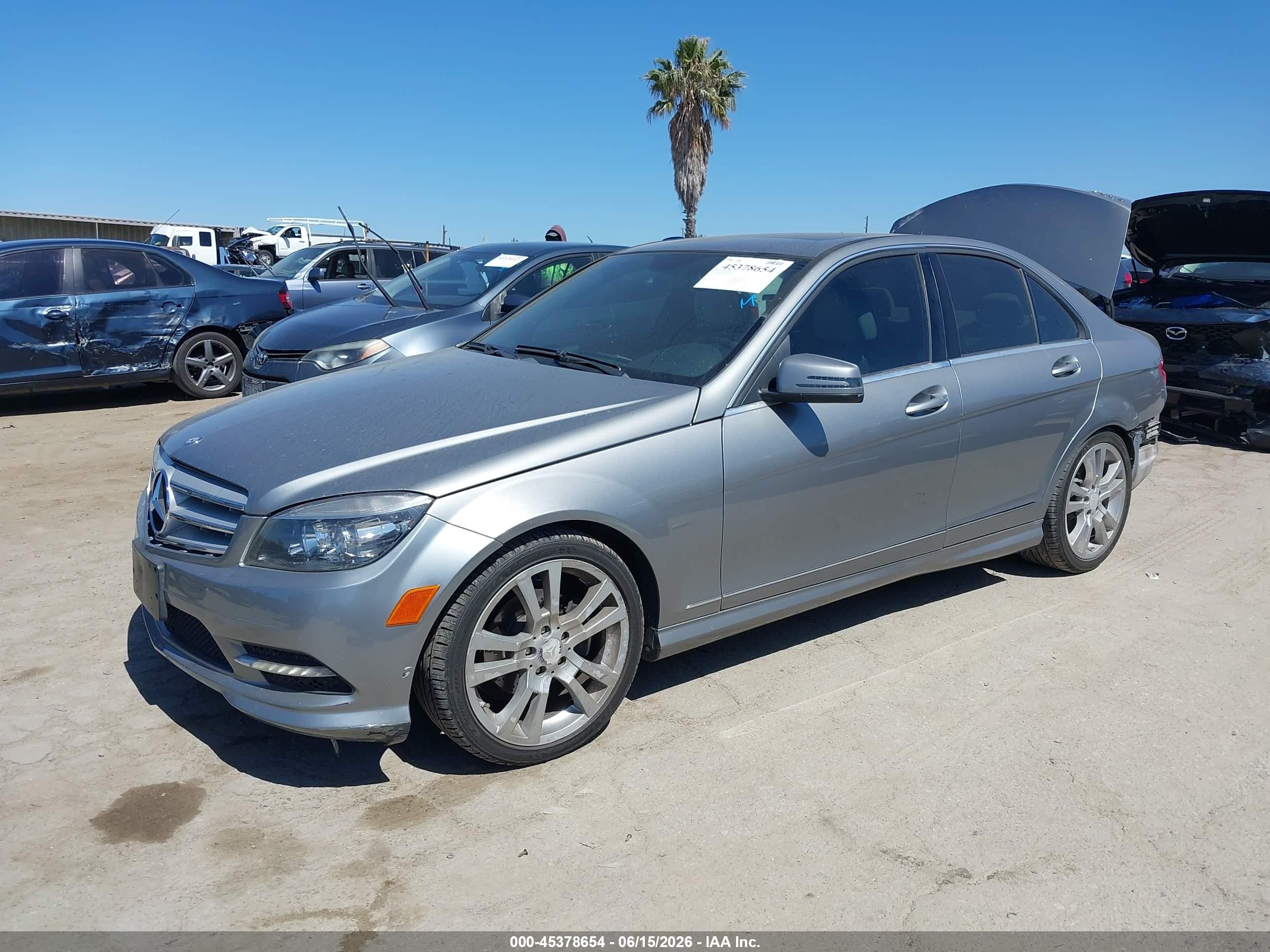 2011 Mercedes-benz C 300 Sport Gray vin: WDDGF5EB8BA528196