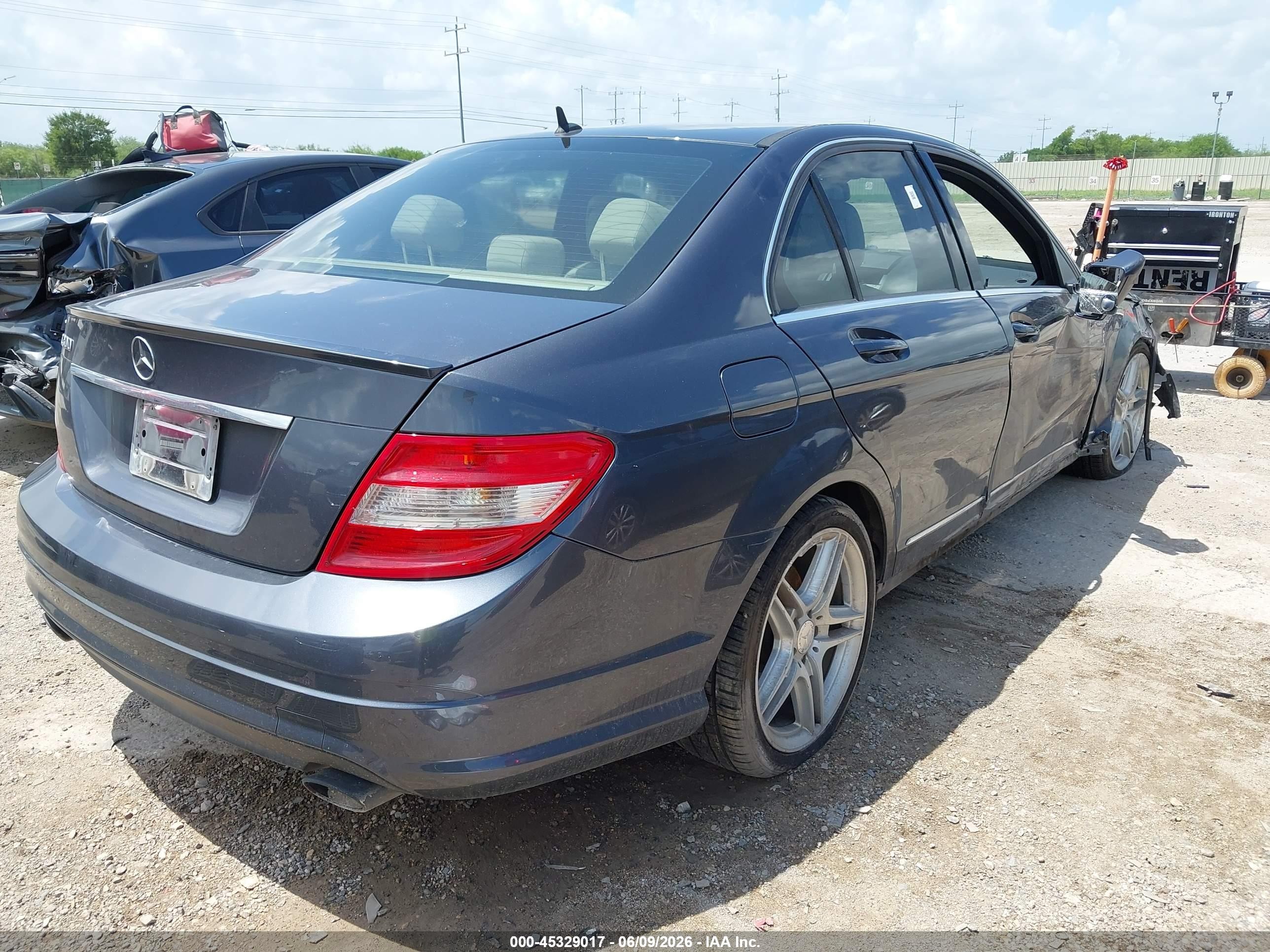 2011 Mercedes-benz C 300 Luxury/sport Gray vin: WDDGF5EB8BR180093