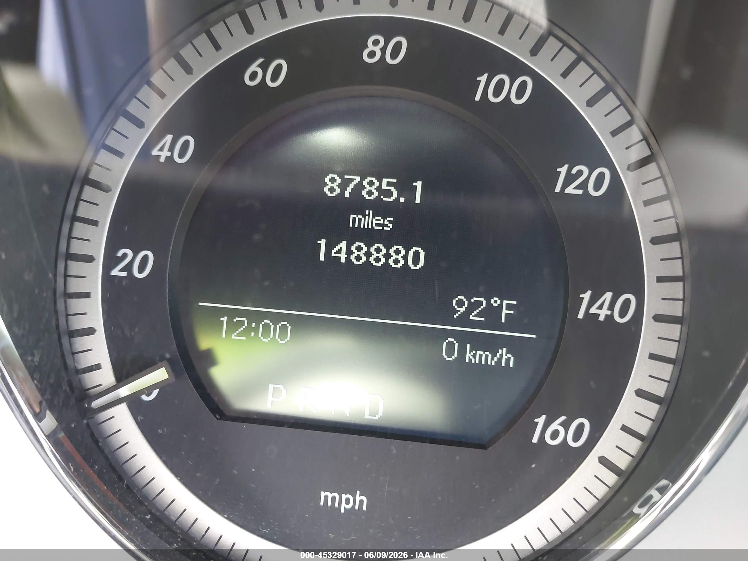 2011 Mercedes-benz C 300 Luxury/sport Gray vin: WDDGF5EB8BR180093