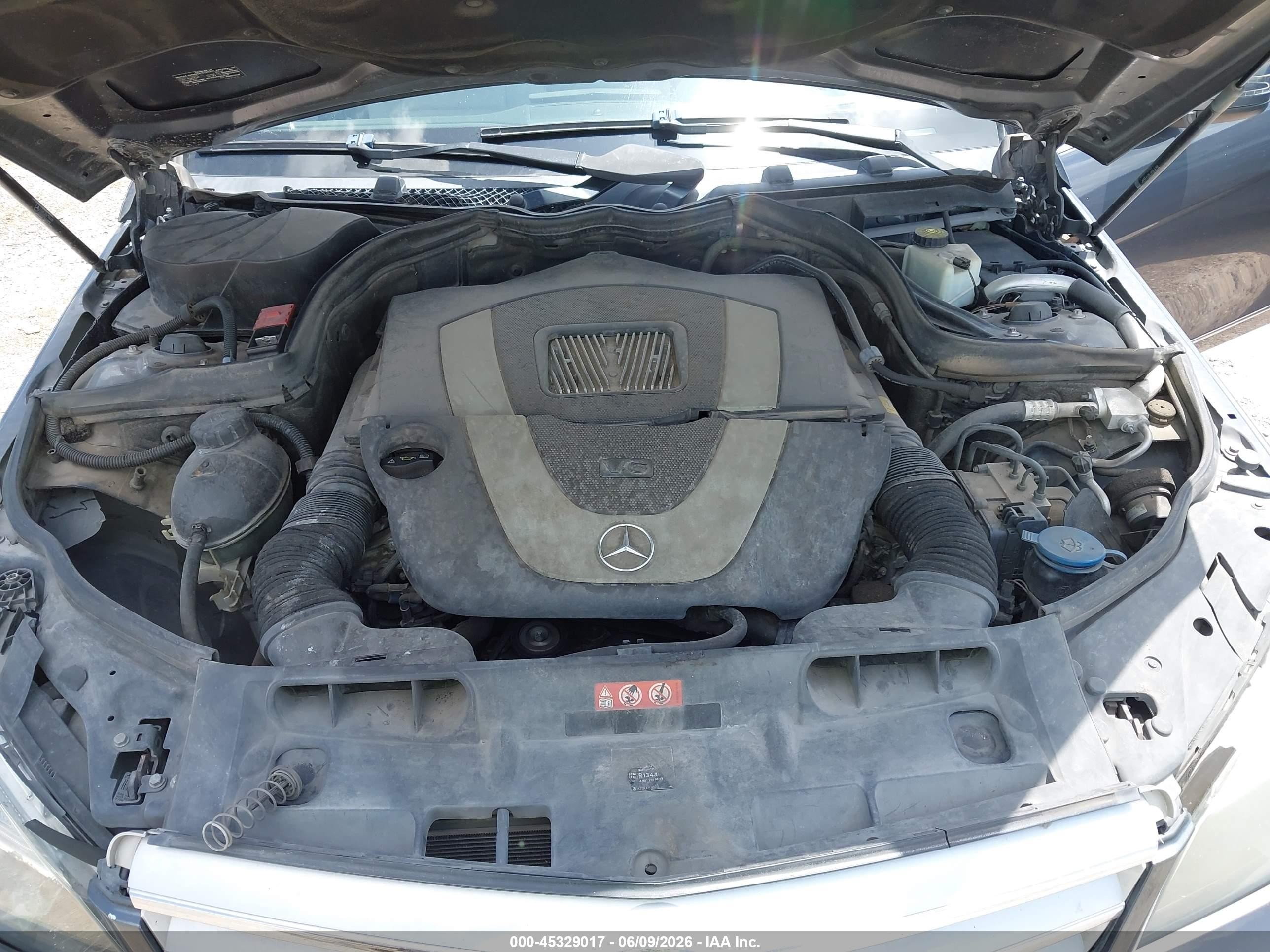 2011 Mercedes-benz C 300 Luxury/sport Gray vin: WDDGF5EB8BR180093