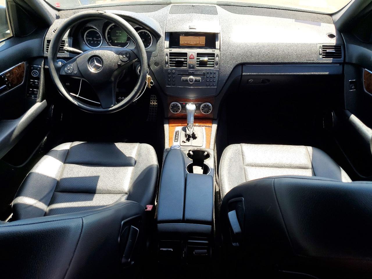 2010 Mercedes-benz C 300 Black vin: WDDGF5EB9AF496182