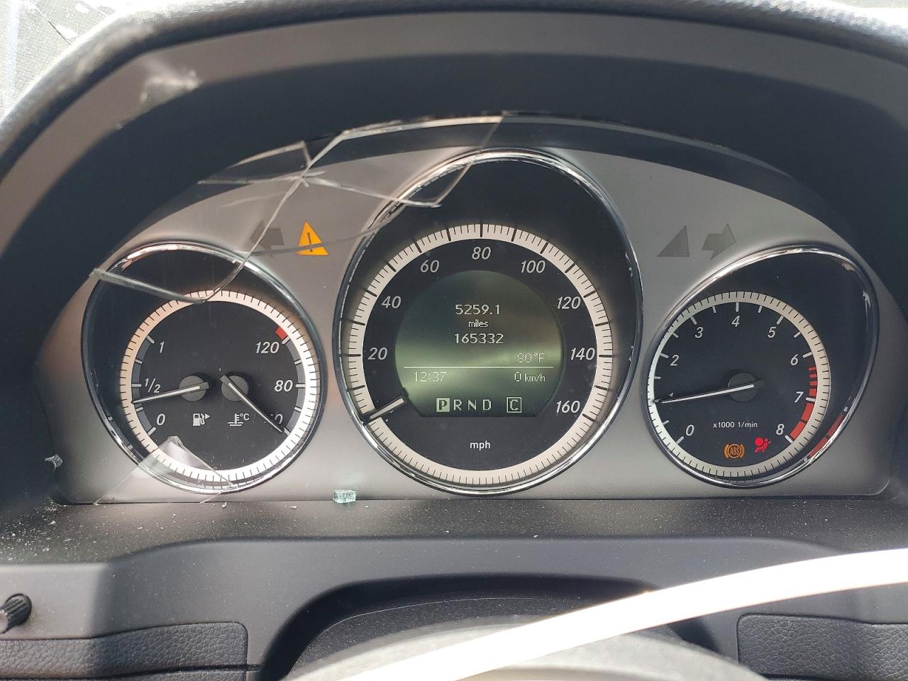 2010 Mercedes-benz C 300 Серебряный vin: WDDGF5EB9AR098355