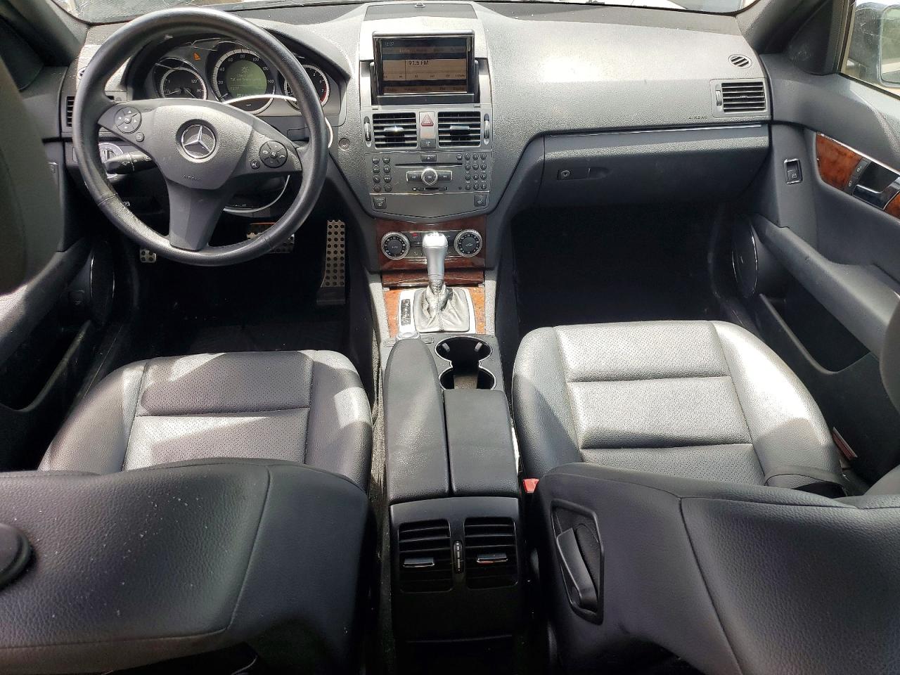 2010 Mercedes-benz C 300 Серебряный vin: WDDGF5EB9AR098355