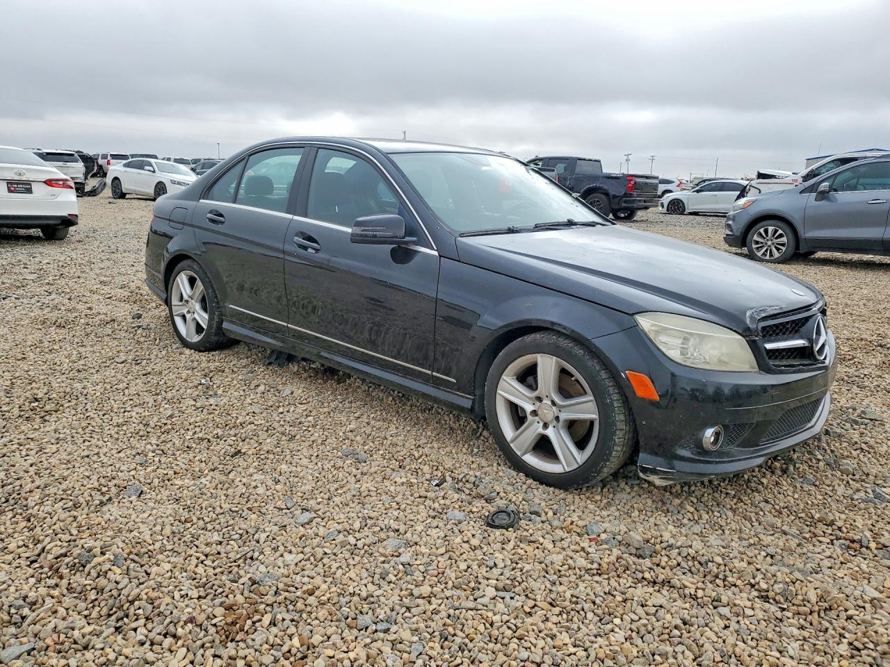 2010 Mercedes-benz C 300 Black vin: WDDGF5EB9AR130365