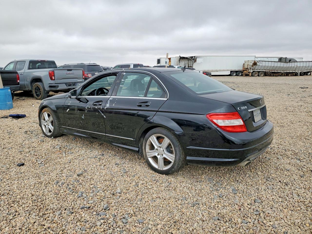 2010 Mercedes-benz C 300 Black vin: WDDGF5EB9AR130365