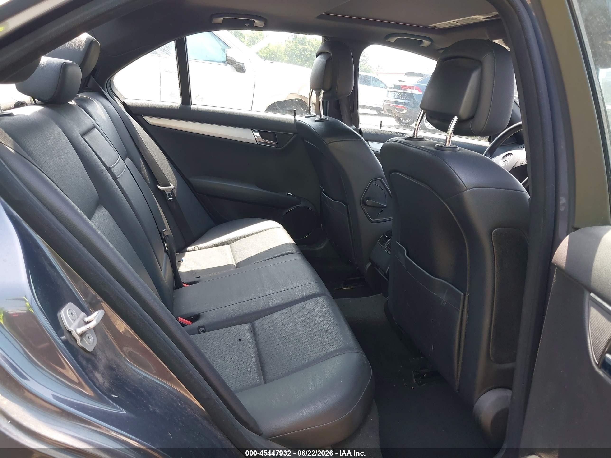 2011 Mercedes-benz C 300 Sport Gray vin: WDDGF5EB9BA508779