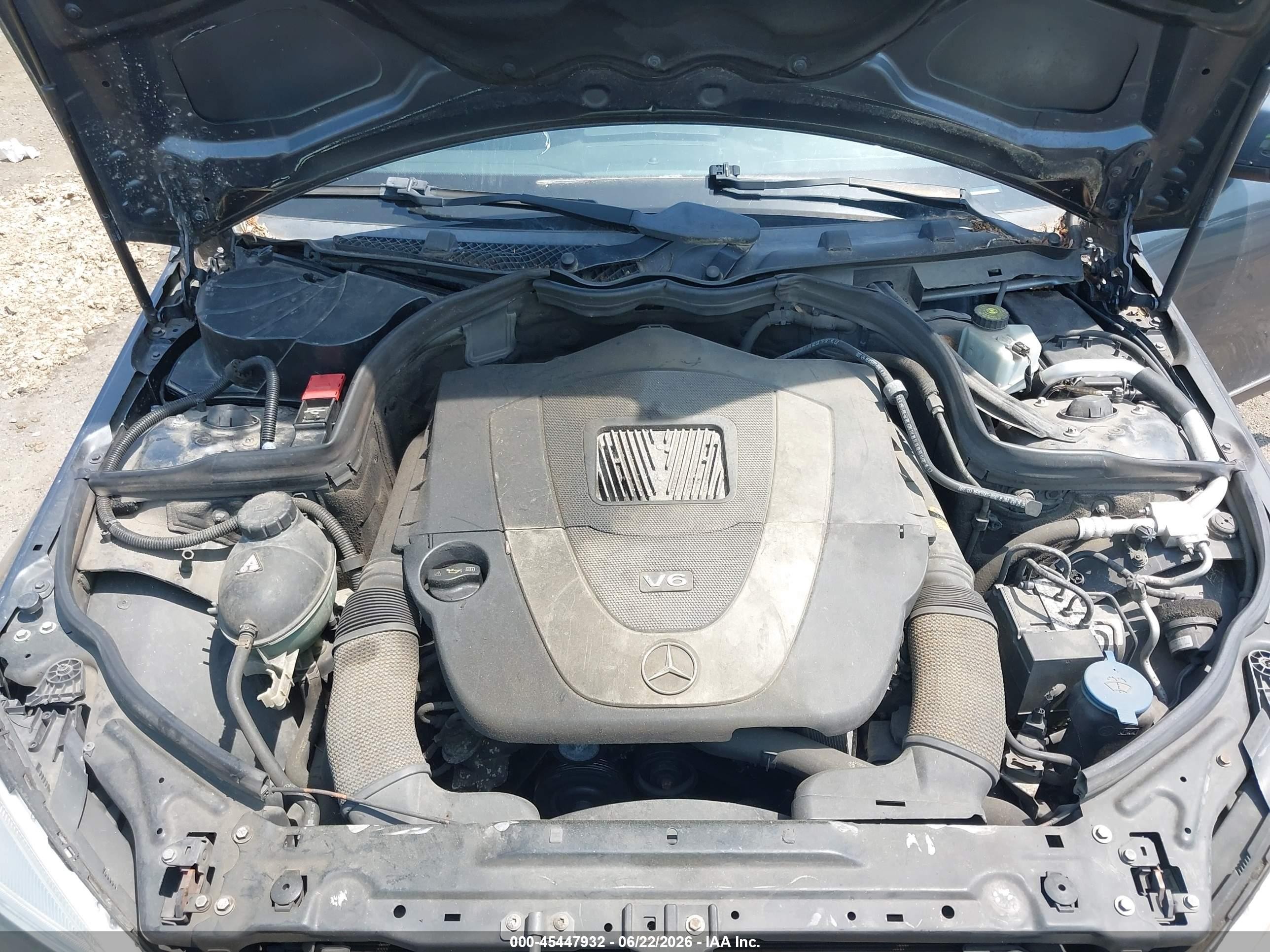 2011 Mercedes-benz C 300 Sport Gray vin: WDDGF5EB9BA508779