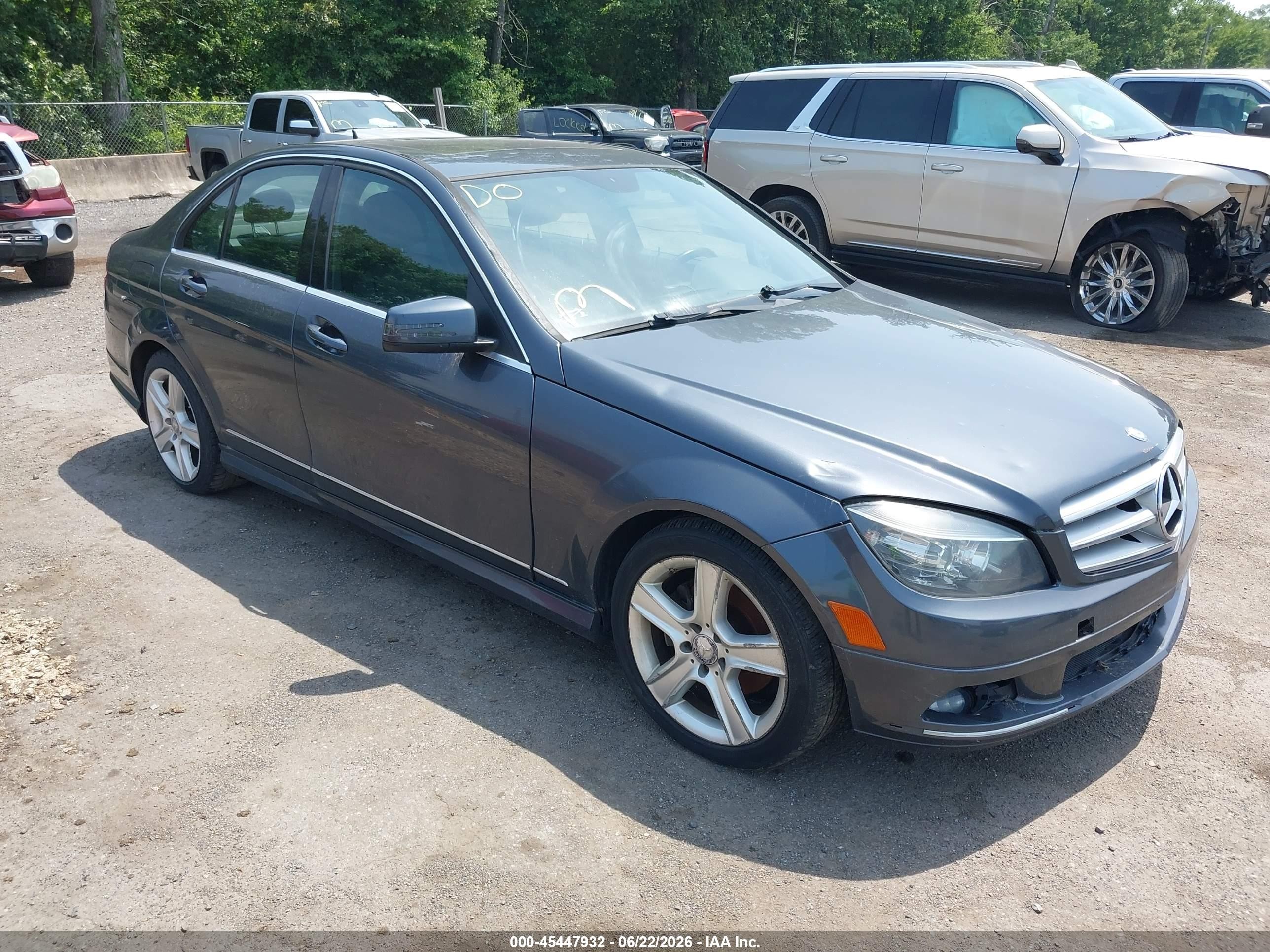 2011 Mercedes-benz C 300 Sport Gray vin: WDDGF5EB9BA508779